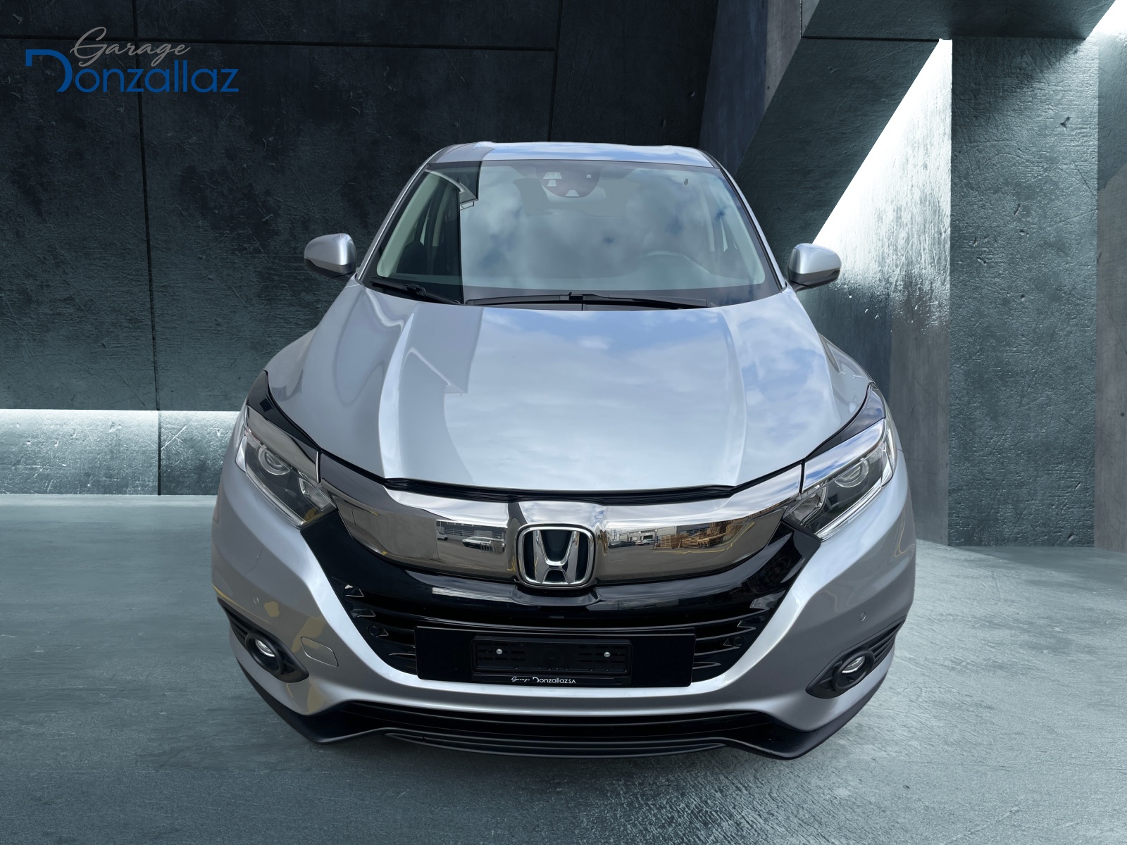 HONDA HR-V 1.5i-VTEC Executive CVT (3)-image-1