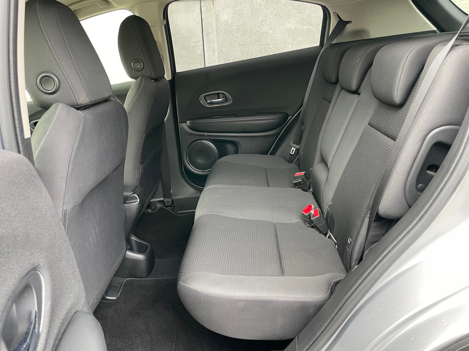 HONDA HR-V 1.5i-VTEC Executive CVT (3)-image-7