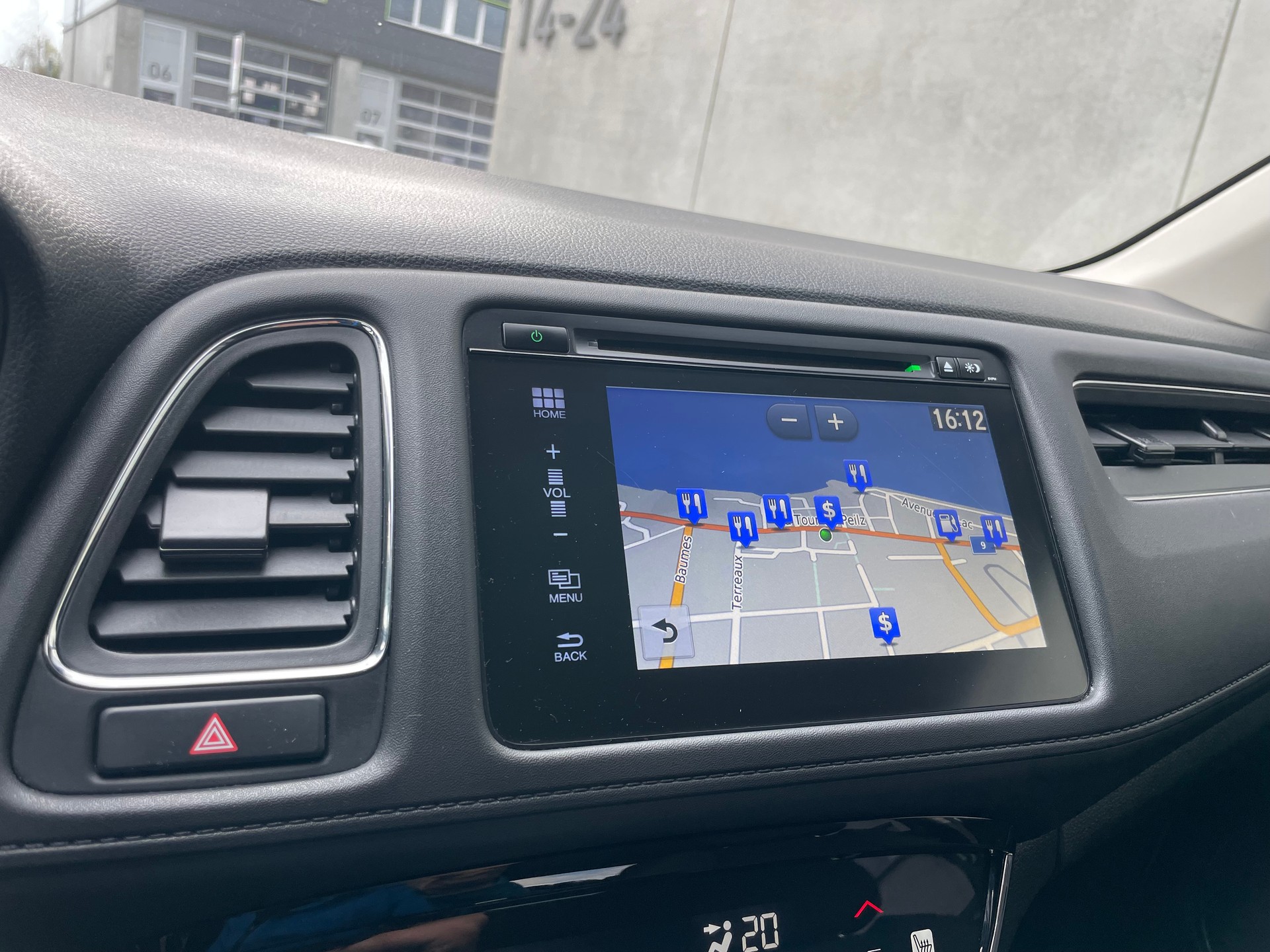 HONDA HR-V 1.5i-VTEC Executive CVT (3)-image-15