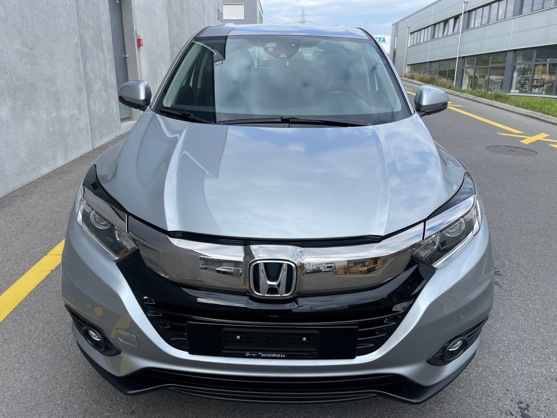 HONDA HR-V 1.5i-VTEC Executive CVT (3)-image-1