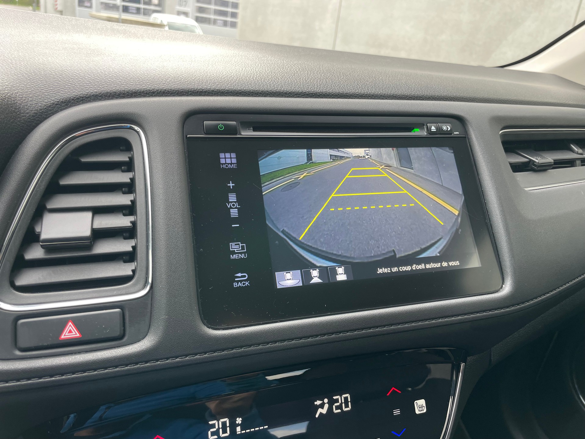 HONDA HR-V 1.5i-VTEC Executive CVT (3)-image-16
