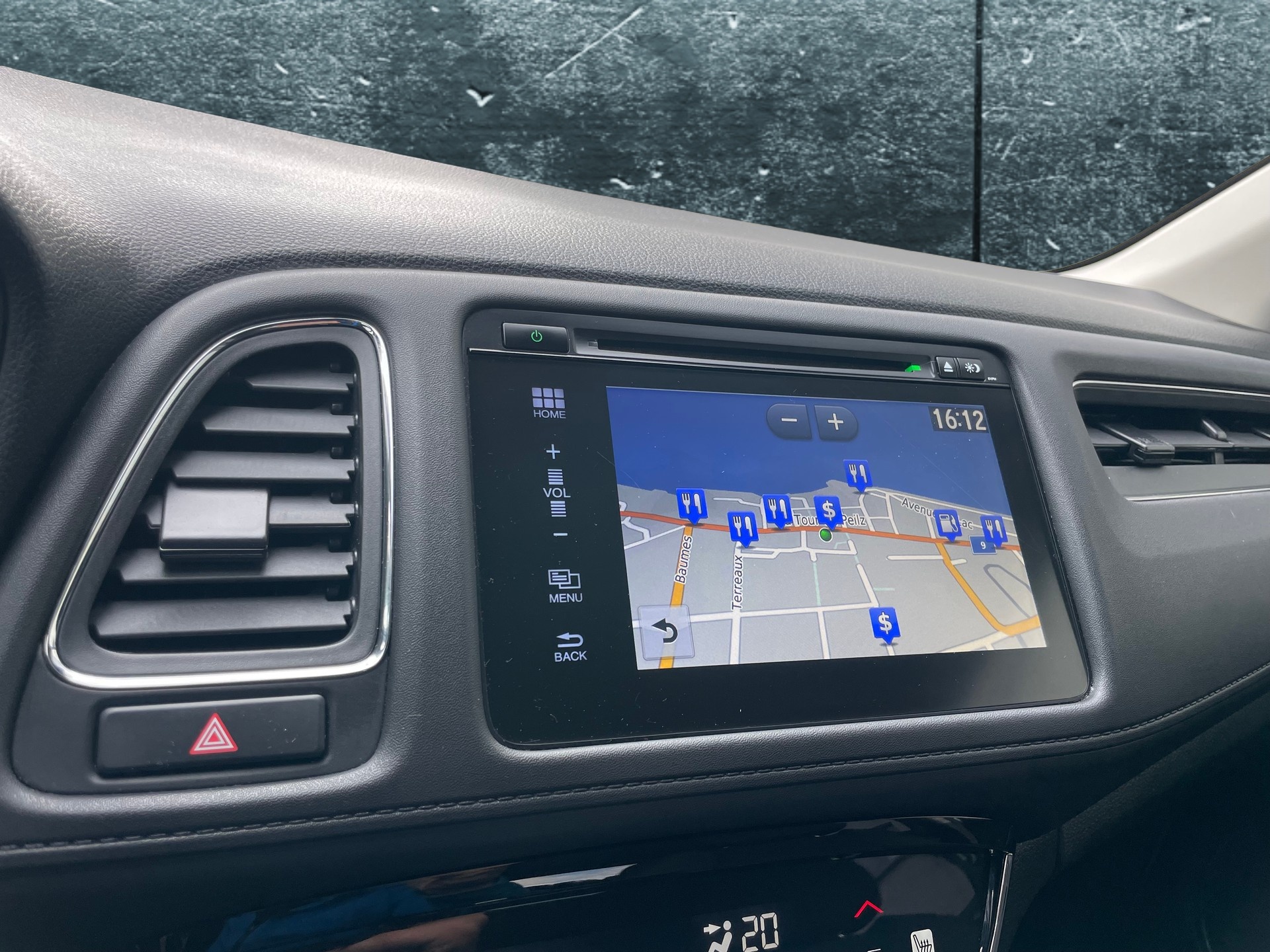 HONDA HR-V 1.5i-VTEC Executive CVT (3)-image-15