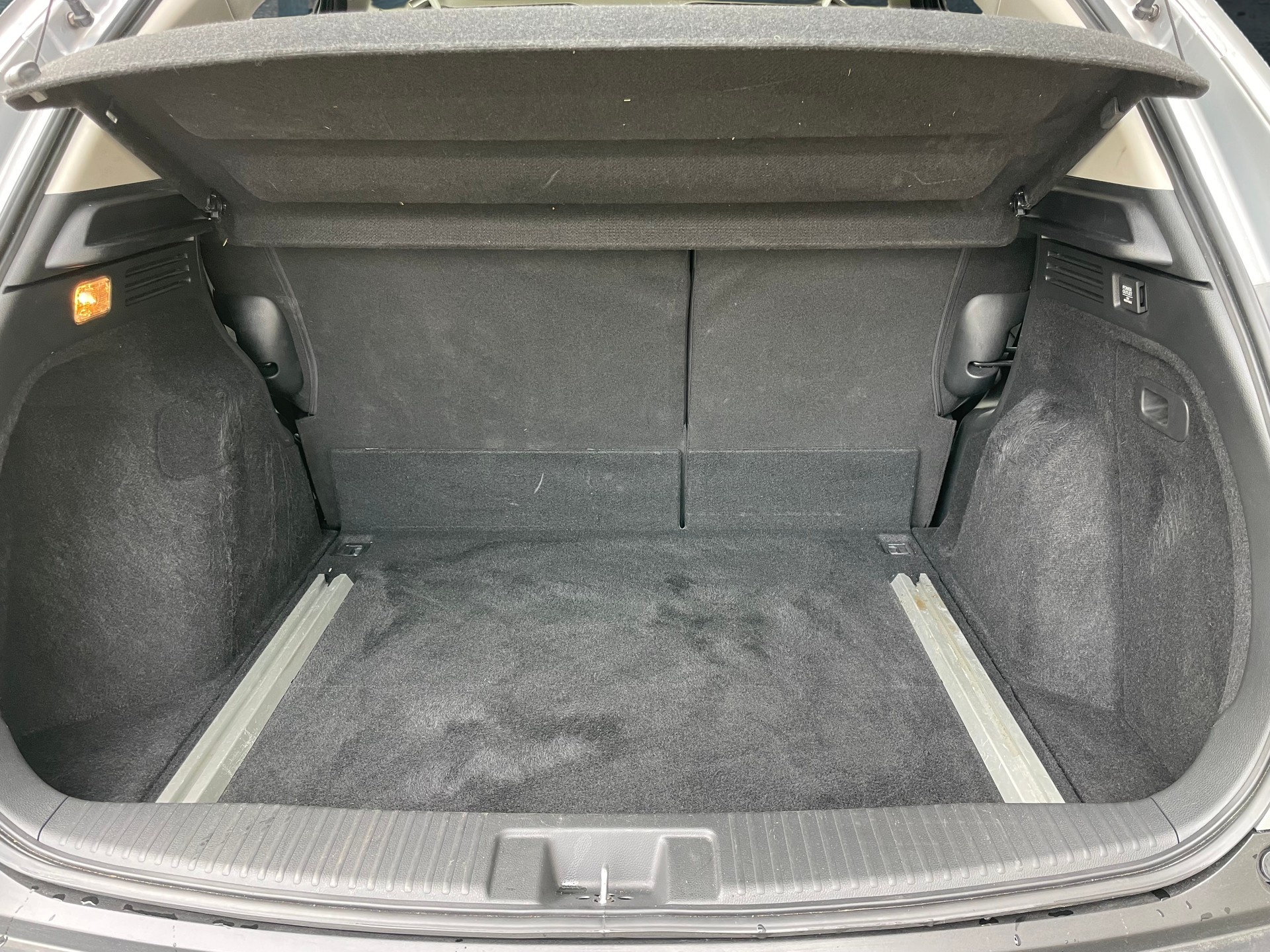 HONDA HR-V 1.5i-VTEC Executive CVT (3)-image-17
