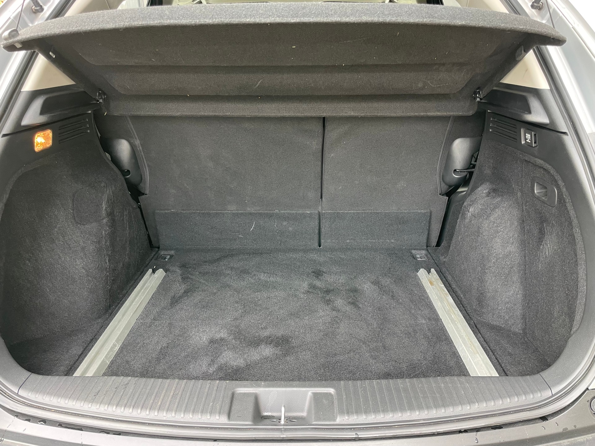 HONDA HR-V 1.5i-VTEC Executive CVT (3)-image-17