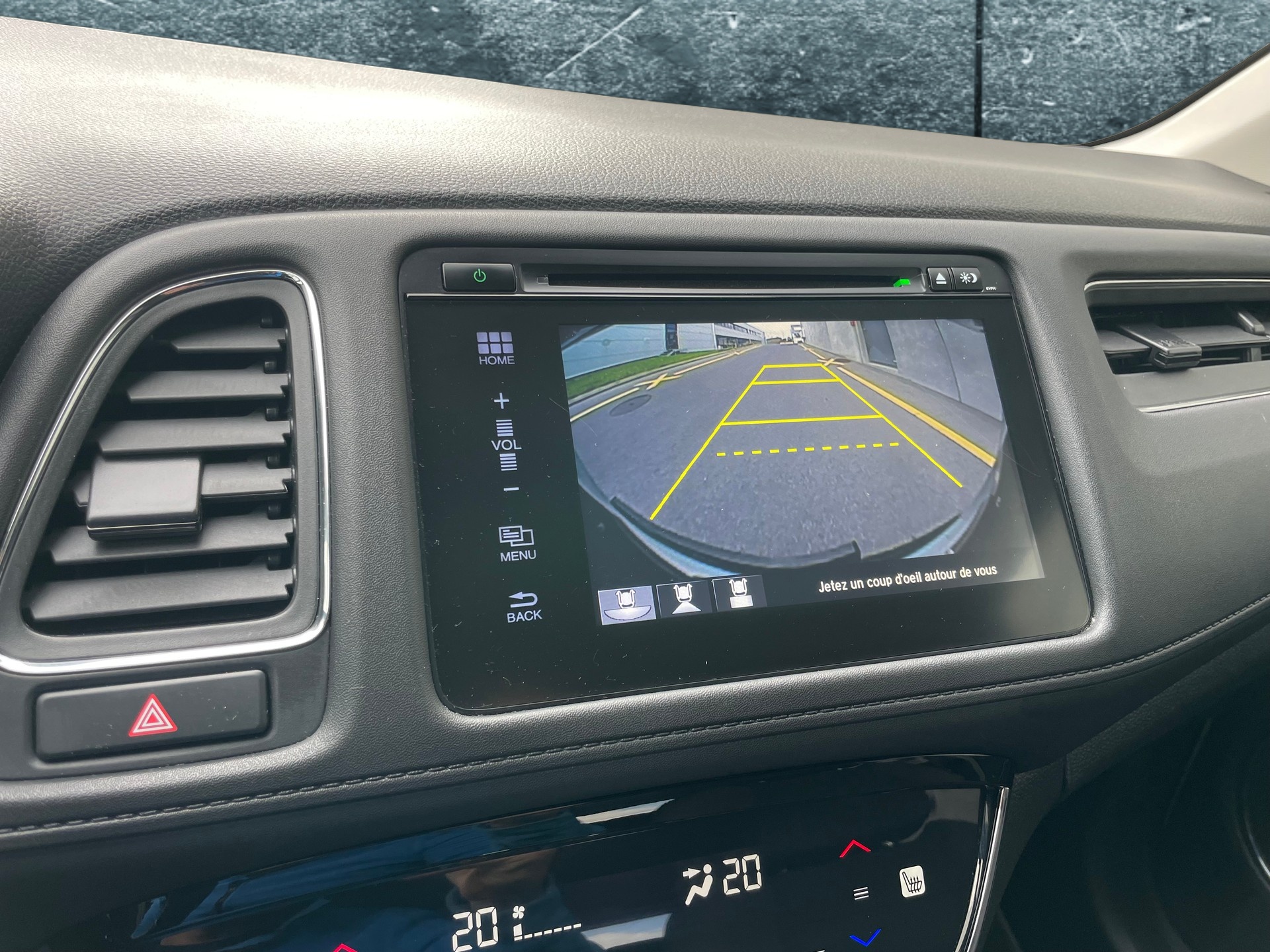 HONDA HR-V 1.5i-VTEC Executive CVT (3)-image-16