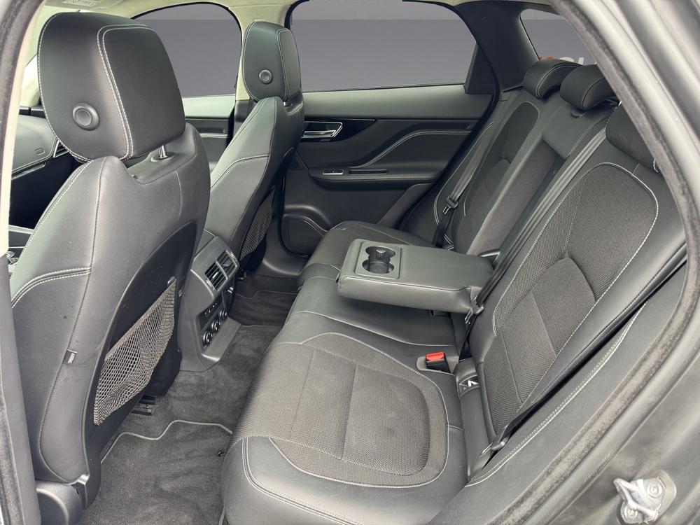 JAGUAR F-Pace 25t 2.0 R-Sport AWD Automatik (CH-Fahrzeug)-image-10