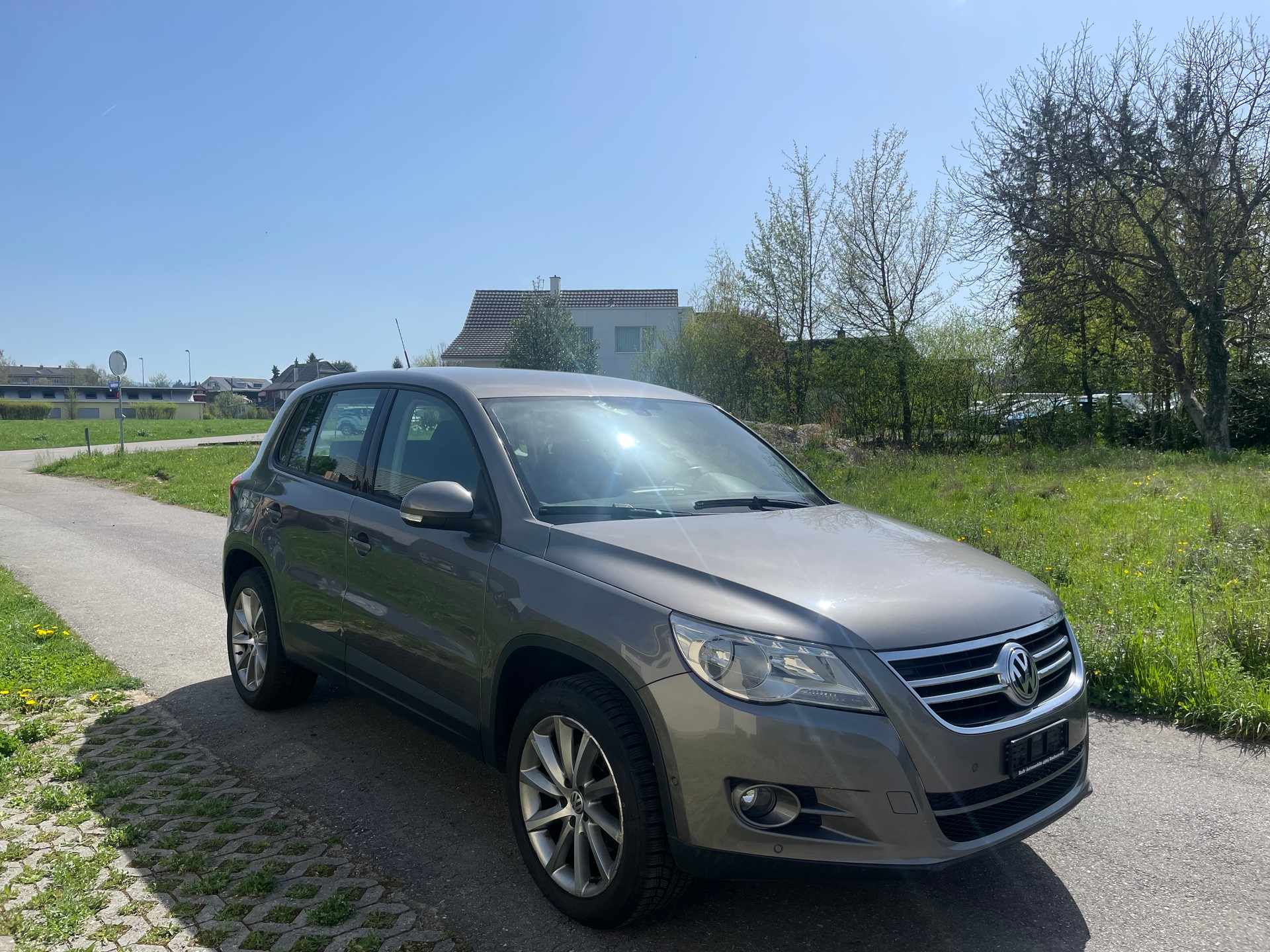 VW Tiguan 2.0 TSI Trend&Fun Tiptronic-image-0