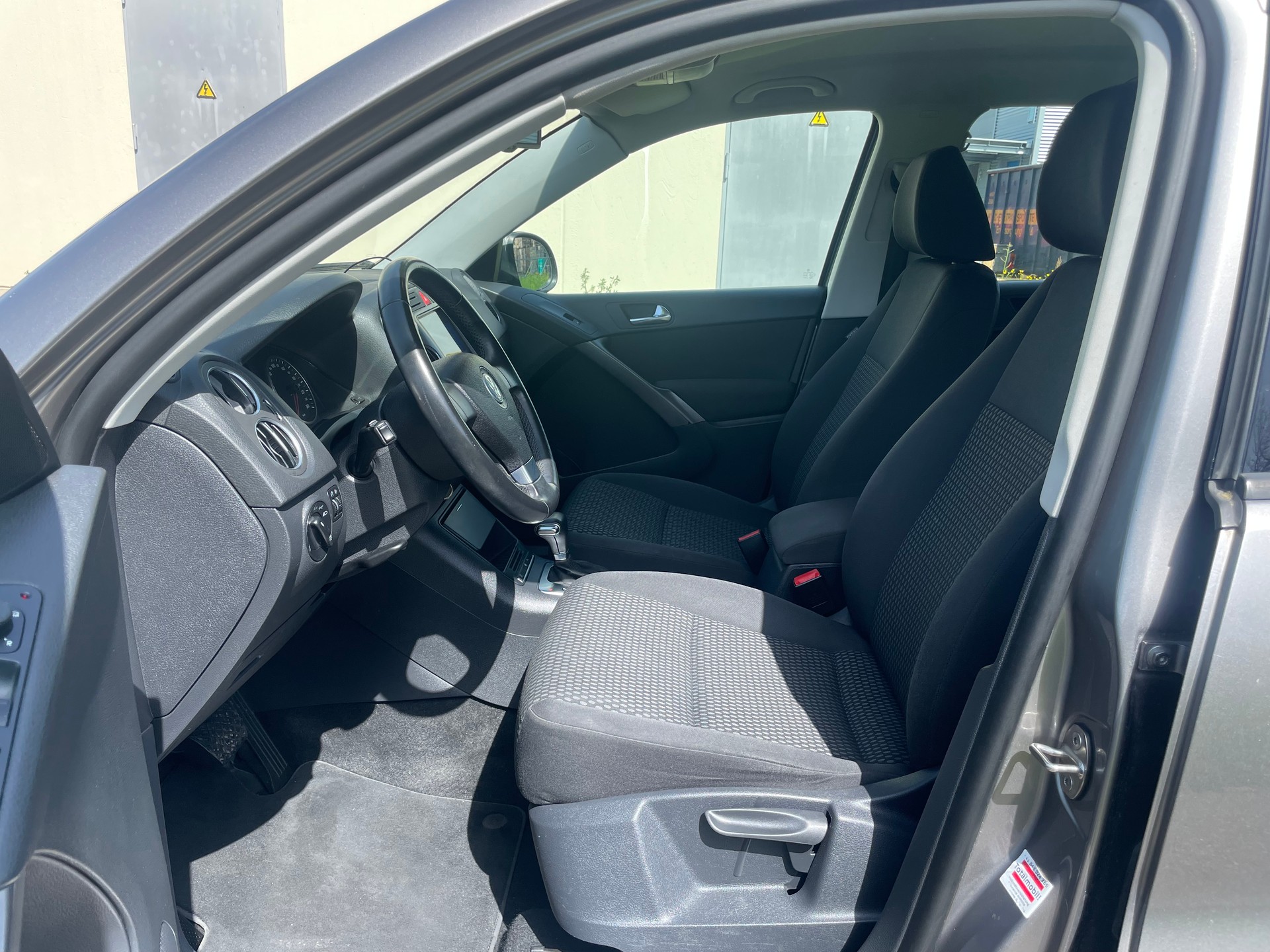 VW Tiguan 2.0 TSI Trend&Fun Tiptronic-image-6