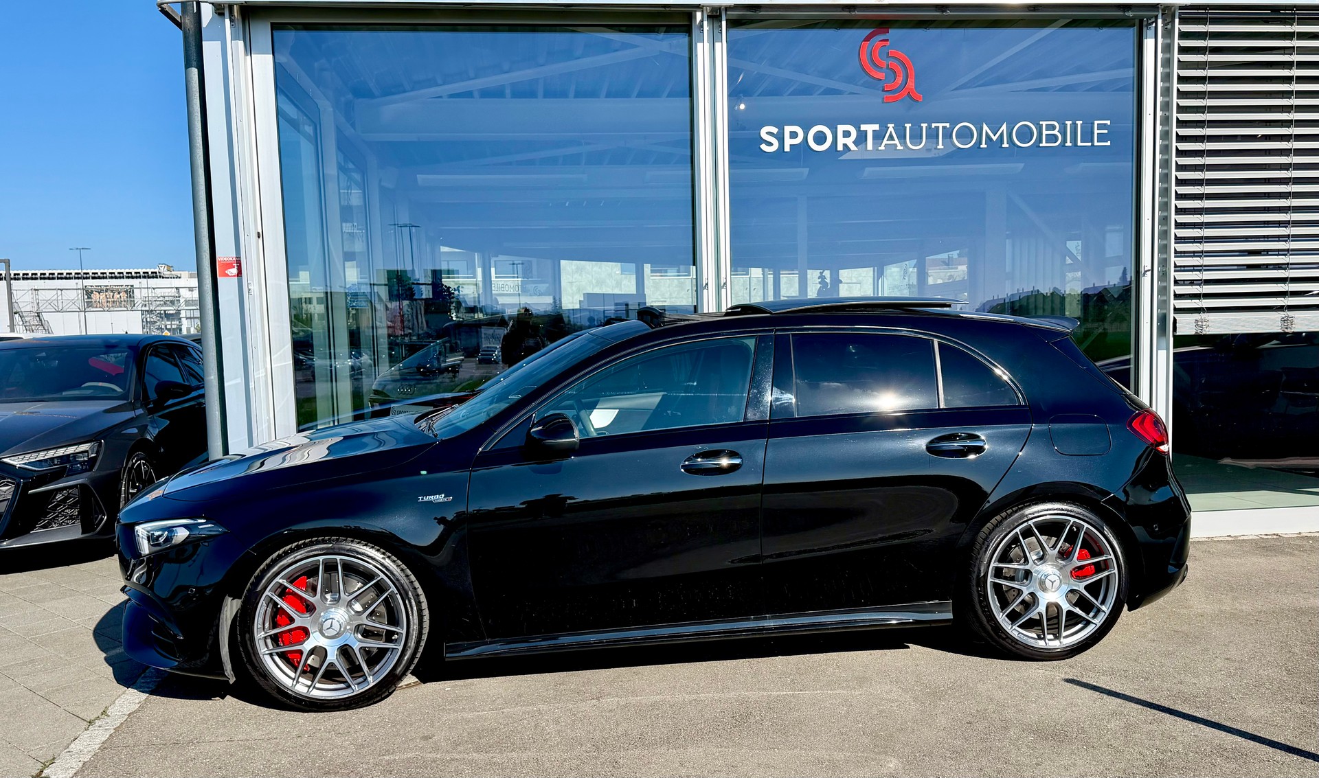 MERCEDES-BENZ A 45 S AMG 4Matic+ Speedshift-image-7