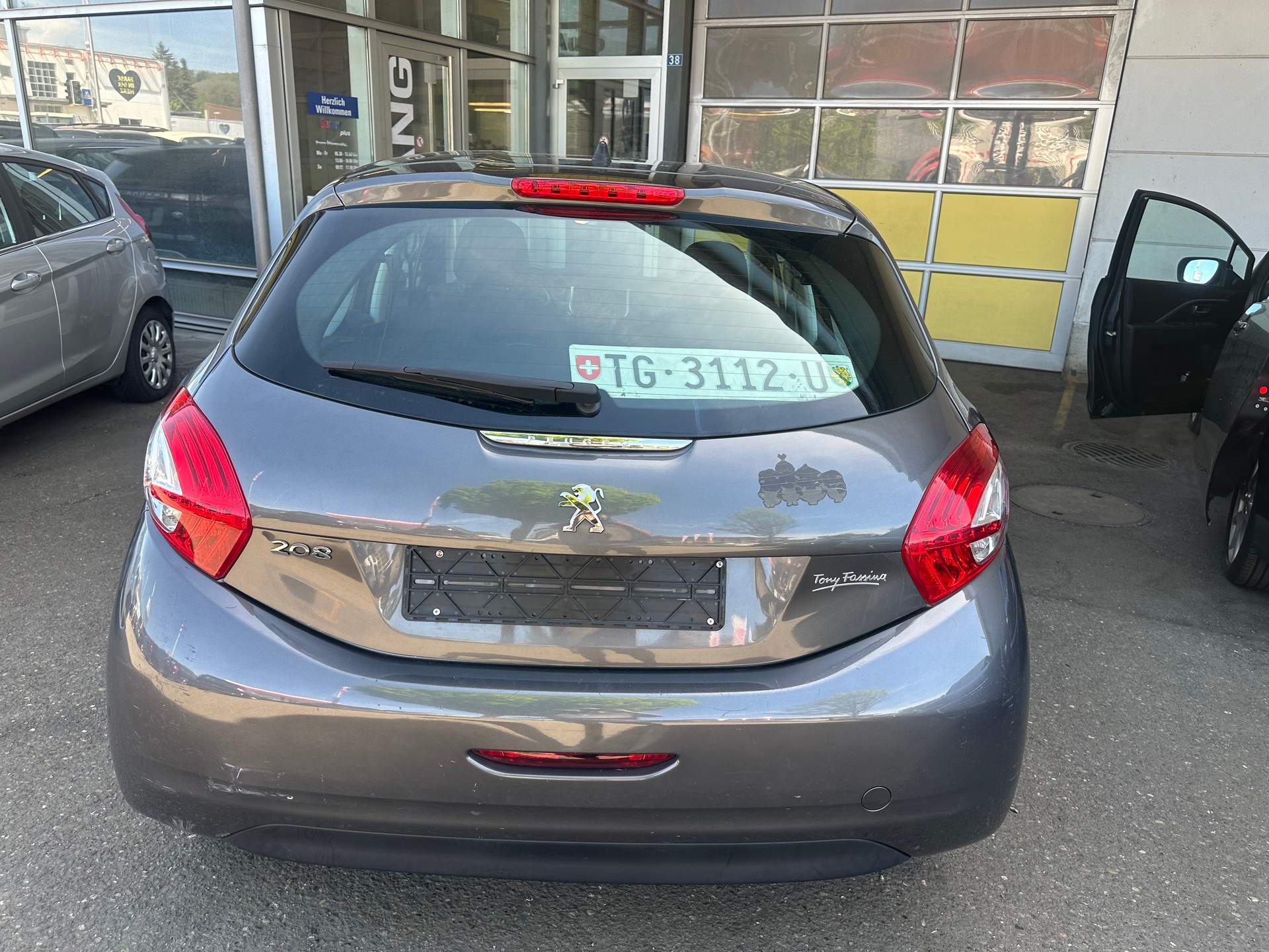 PEUGEOT 208 1.2 PureTech Active-image-3
