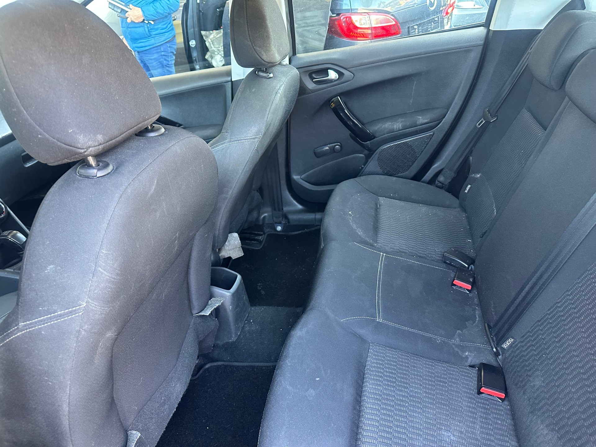 PEUGEOT 208 1.2 PureTech Active-image-6