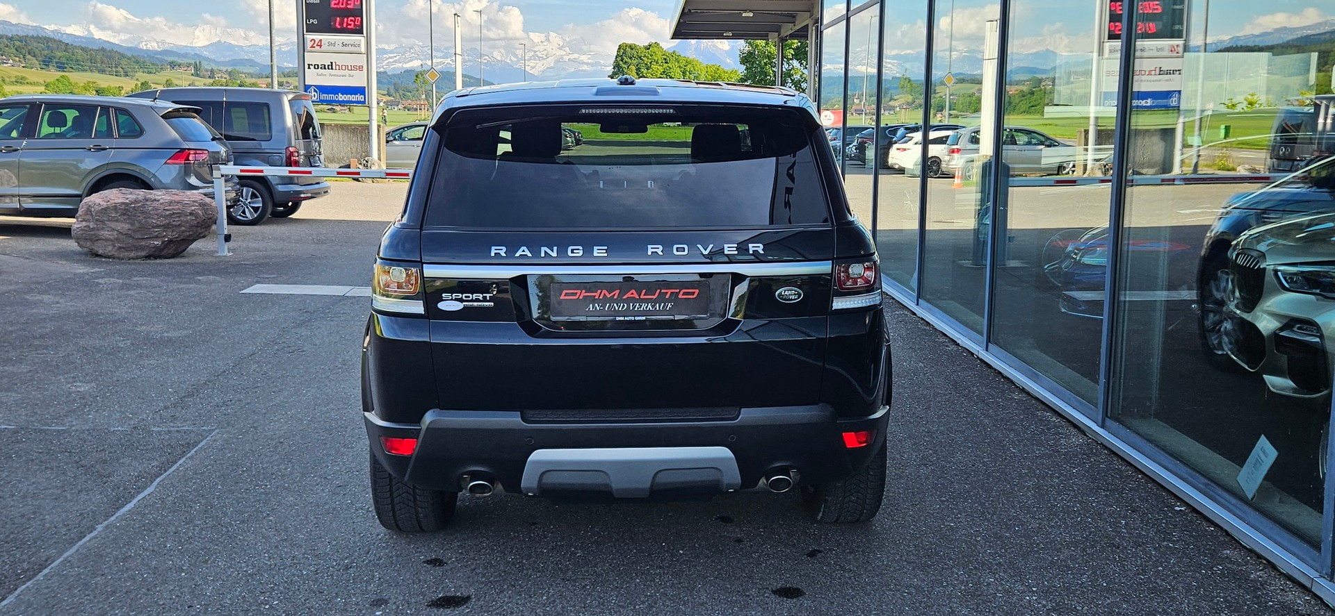 LAND ROVER Range Rover Sport 3.0 SDV6 HSE Automatic-image-4
