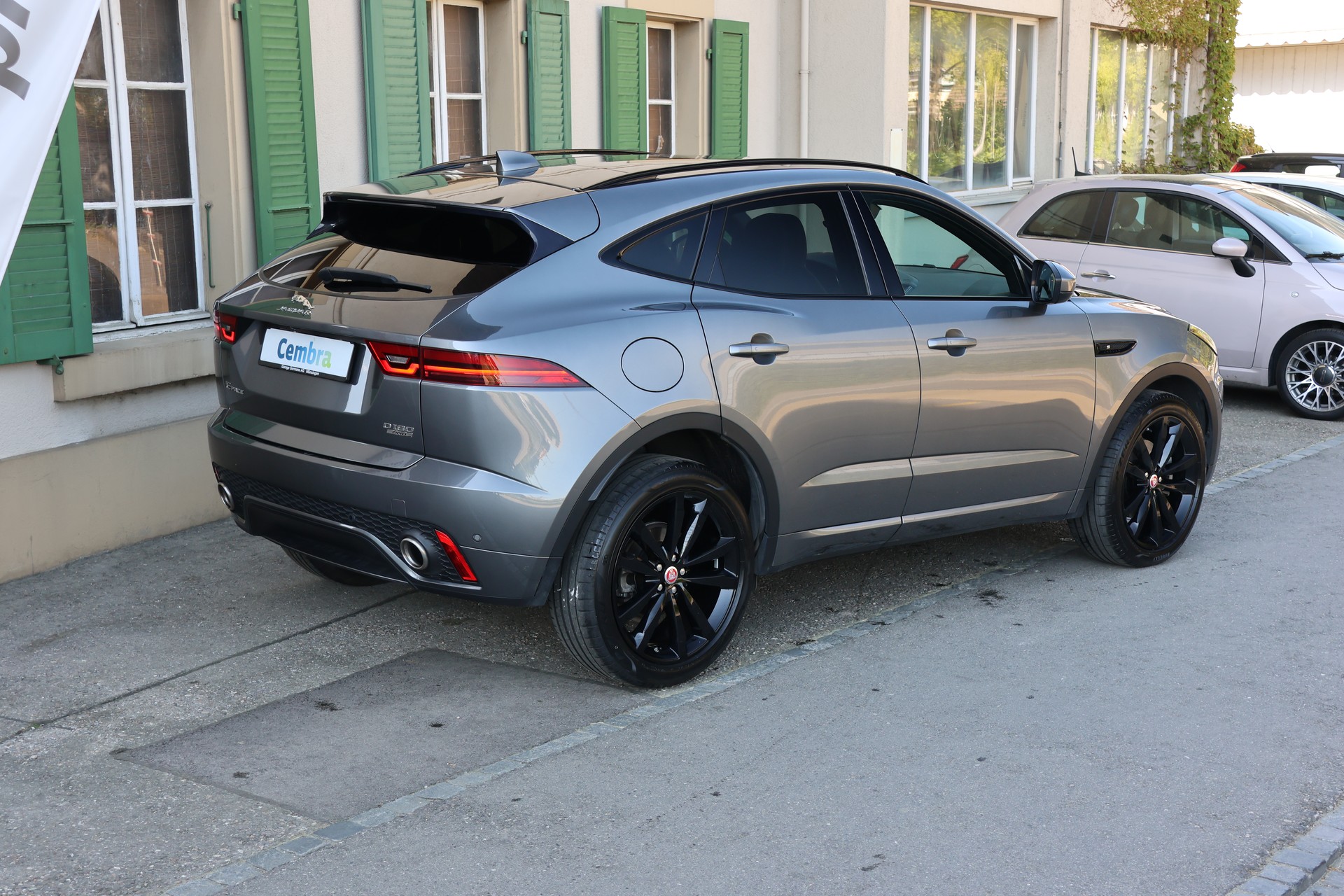 JAGUAR E-Pace 2.0d D180 R-Dynamic SE AWD Automatik-image-5