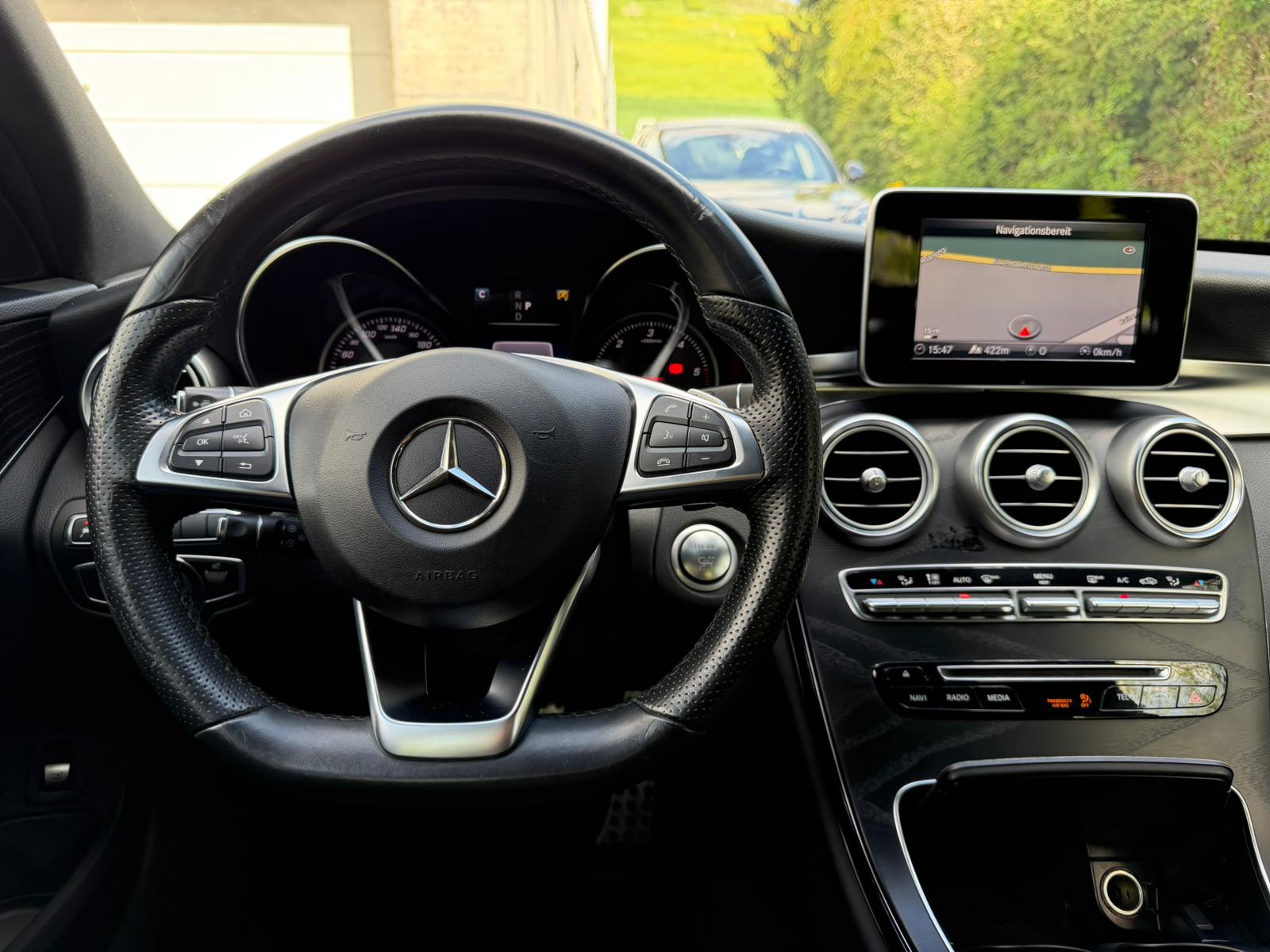MERCEDES-BENZ C 250 d Swiss Star AMG Line 4Matic 9G-Tronic-image-18