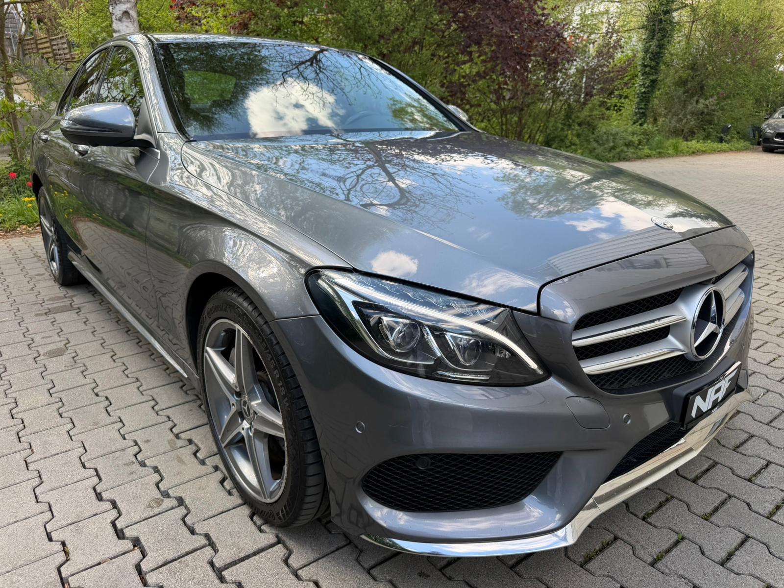 MERCEDES-BENZ C 250 d Swiss Star AMG Line 4Matic 9G-Tronic-image-6