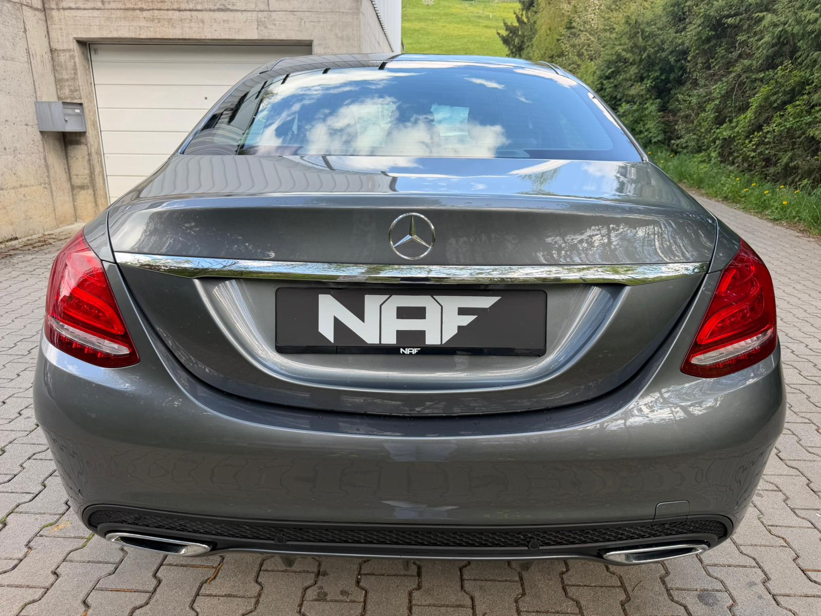 MERCEDES-BENZ C 250 d Swiss Star AMG Line 4Matic 9G-Tronic-image-3