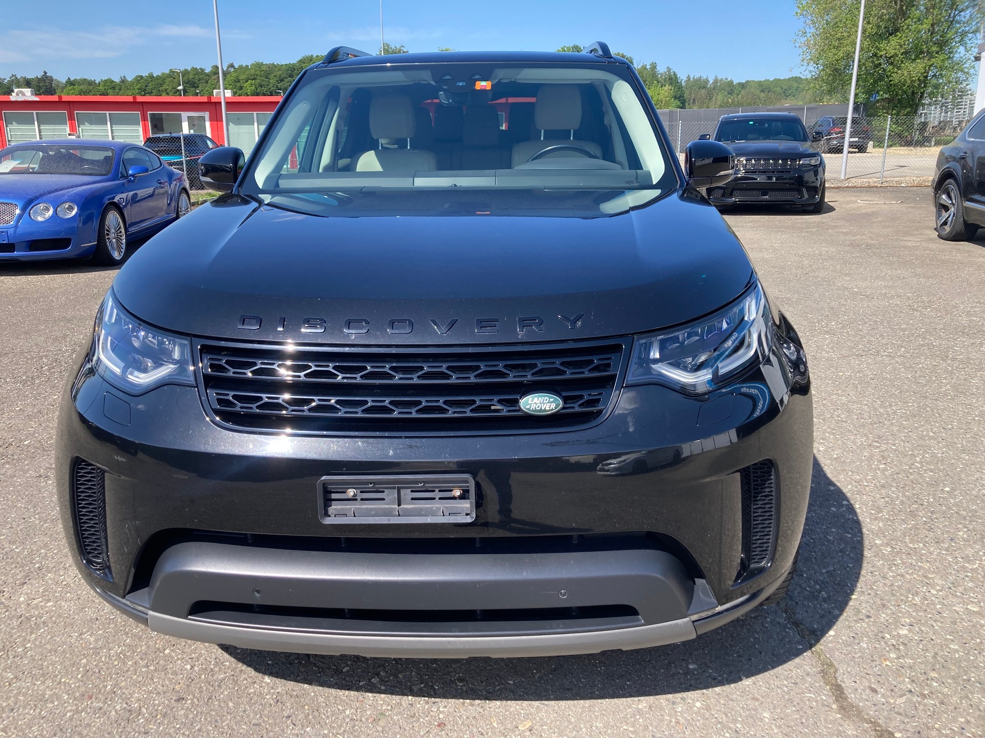 LAND ROVER Discovery 3.0 TD6 SE Automatic-showroom-element-1