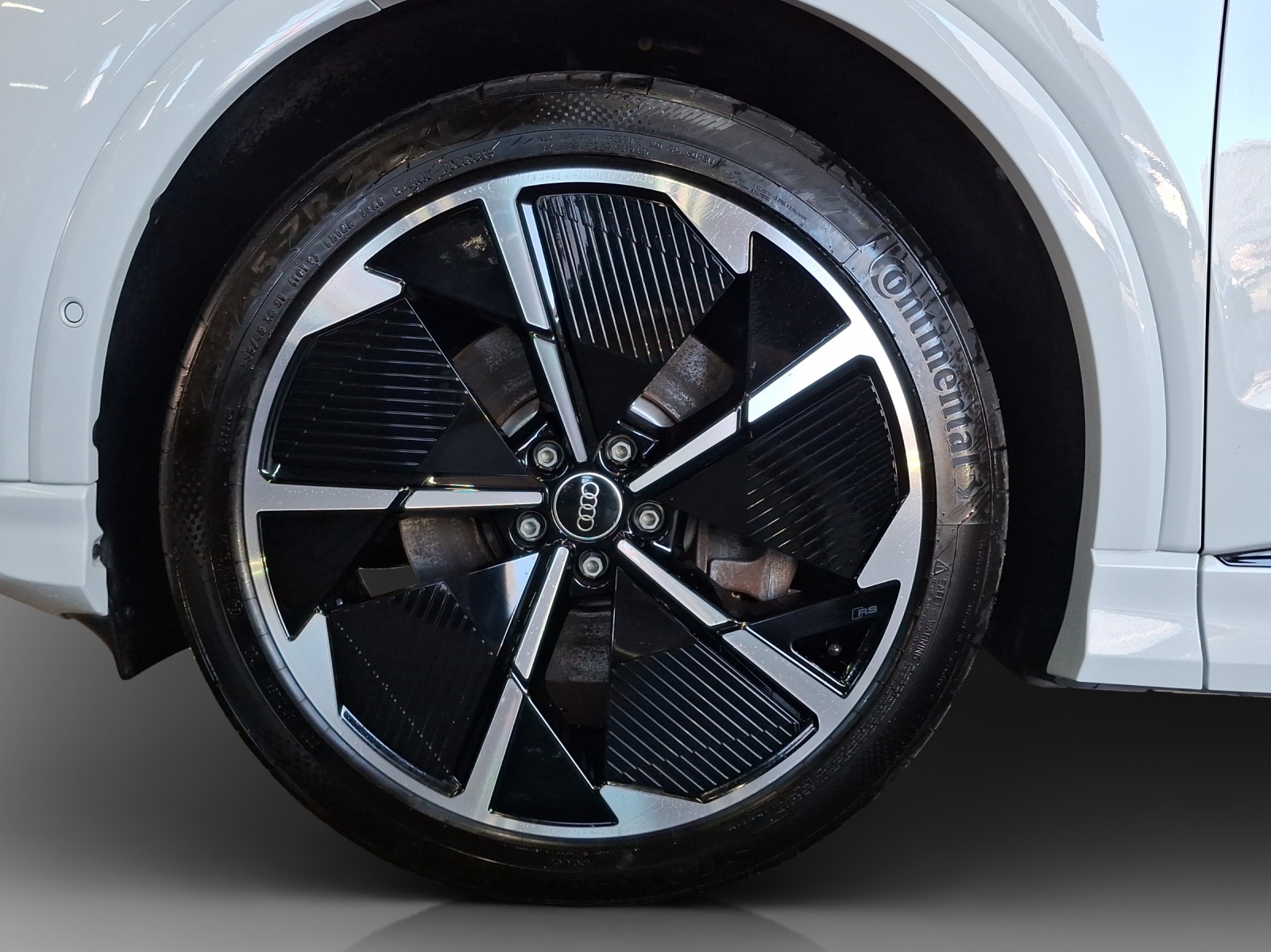 AUDI Q4 Sportback e-tron 50 quattro-image-15