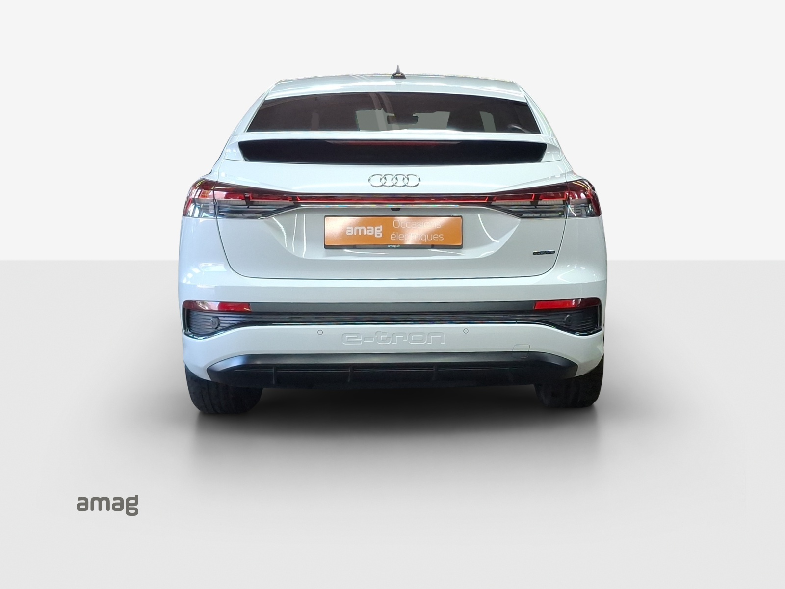 AUDI Q4 Sportback e-tron 50 quattro-image-4