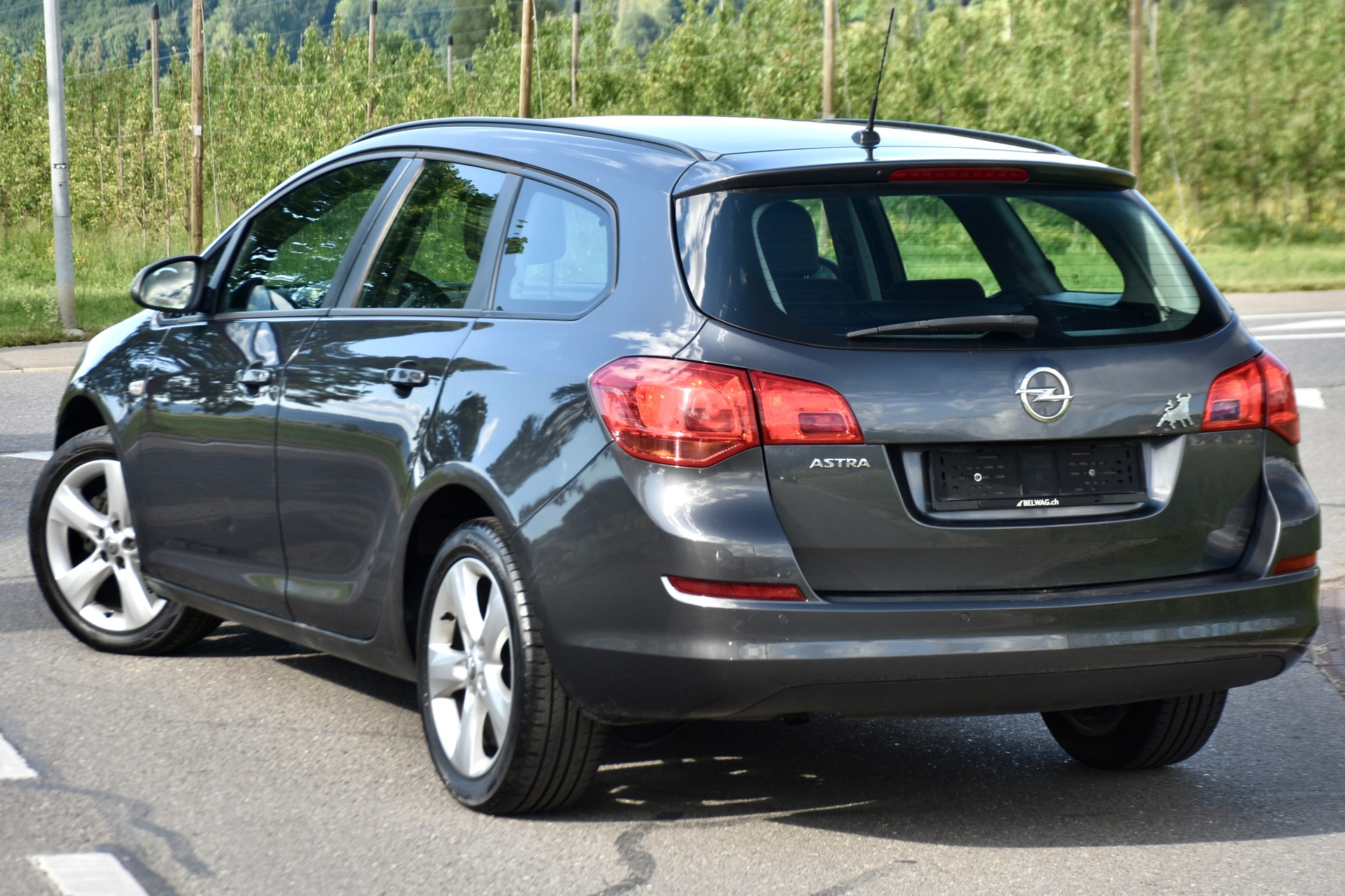 OPEL Astra 1.6i 16V Diamond Easytronic-showroom-element-1