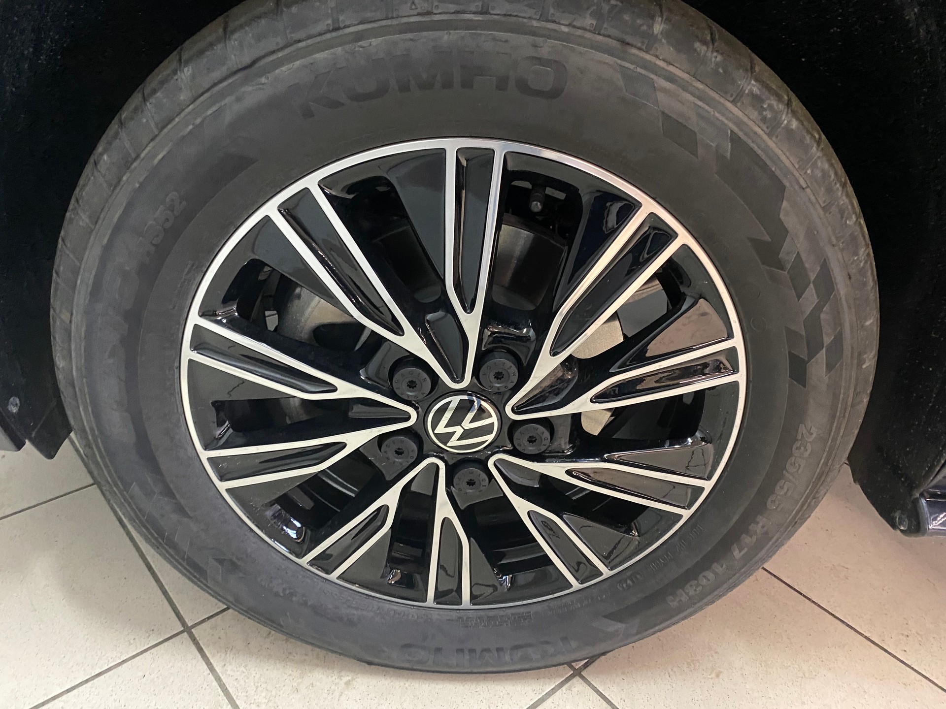 VW Multivan 2.0 TDI Life DSG Lang-image-3