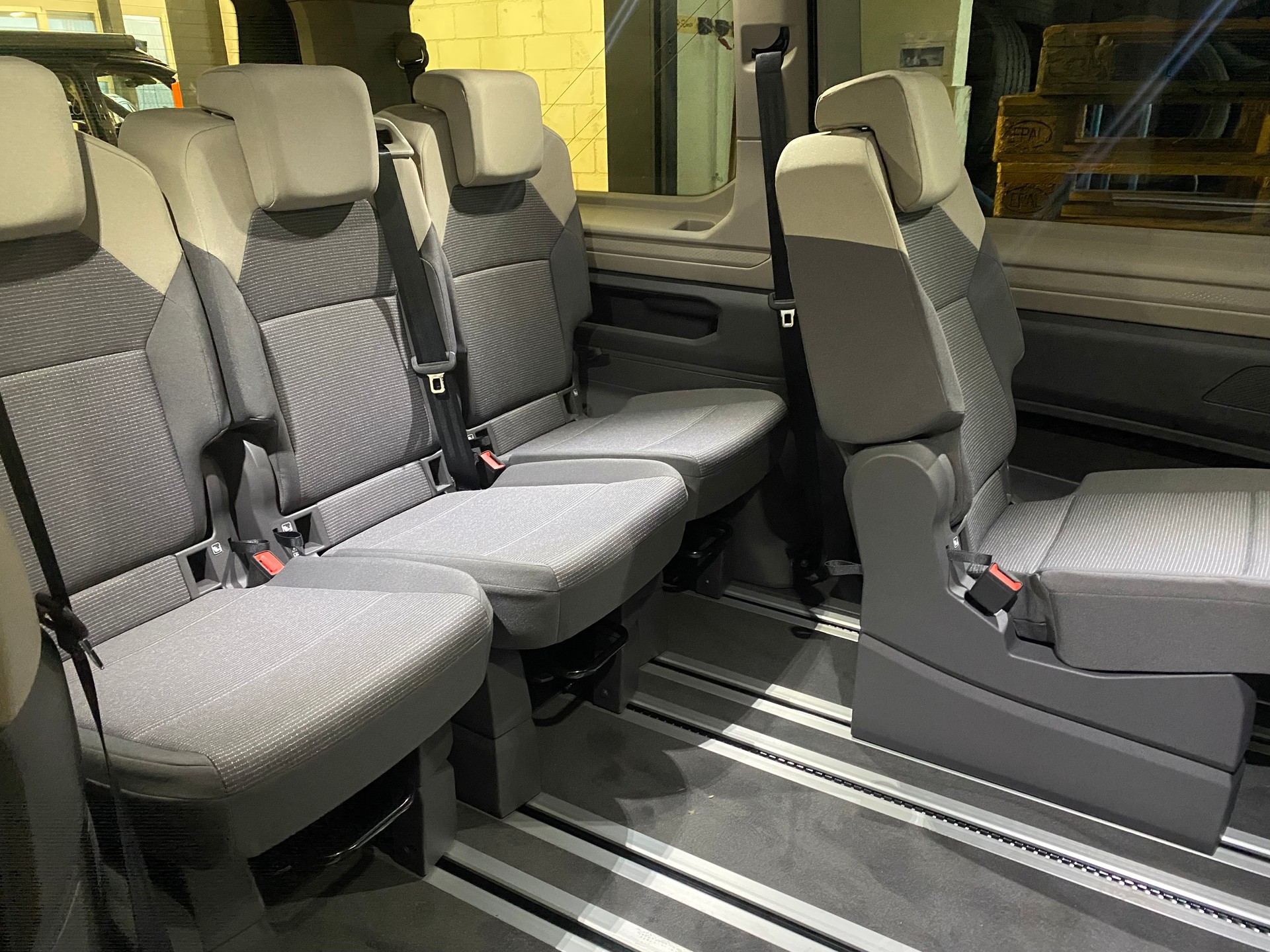 VW Multivan 2.0 TDI Life DSG Lang-image-7
