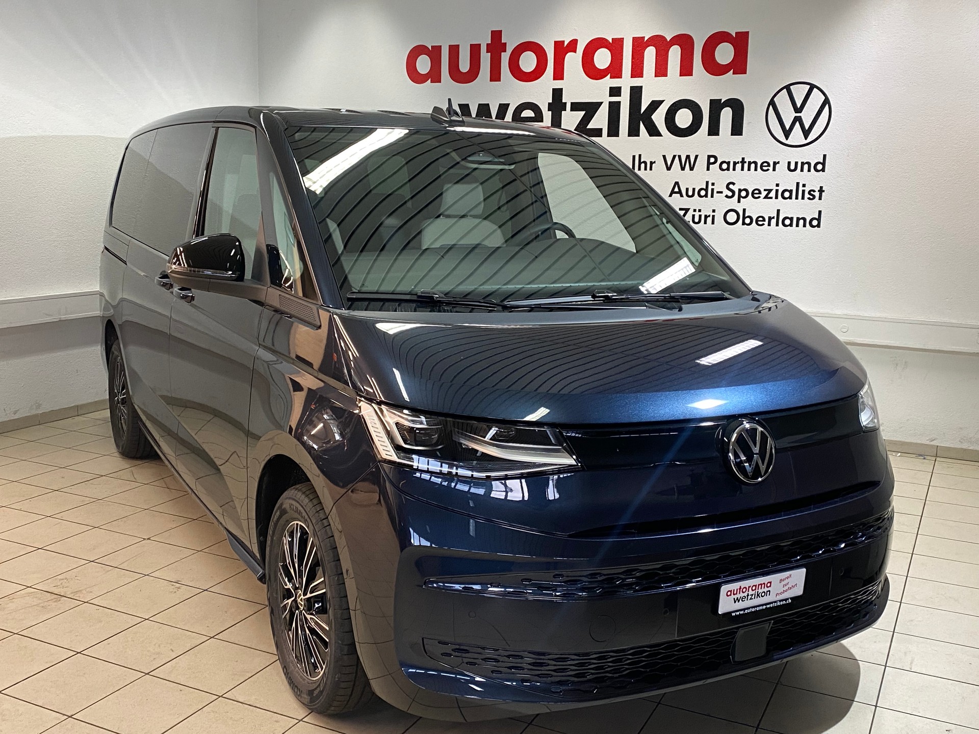 VW Multivan 2.0 TDI Life DSG Lang-image-1