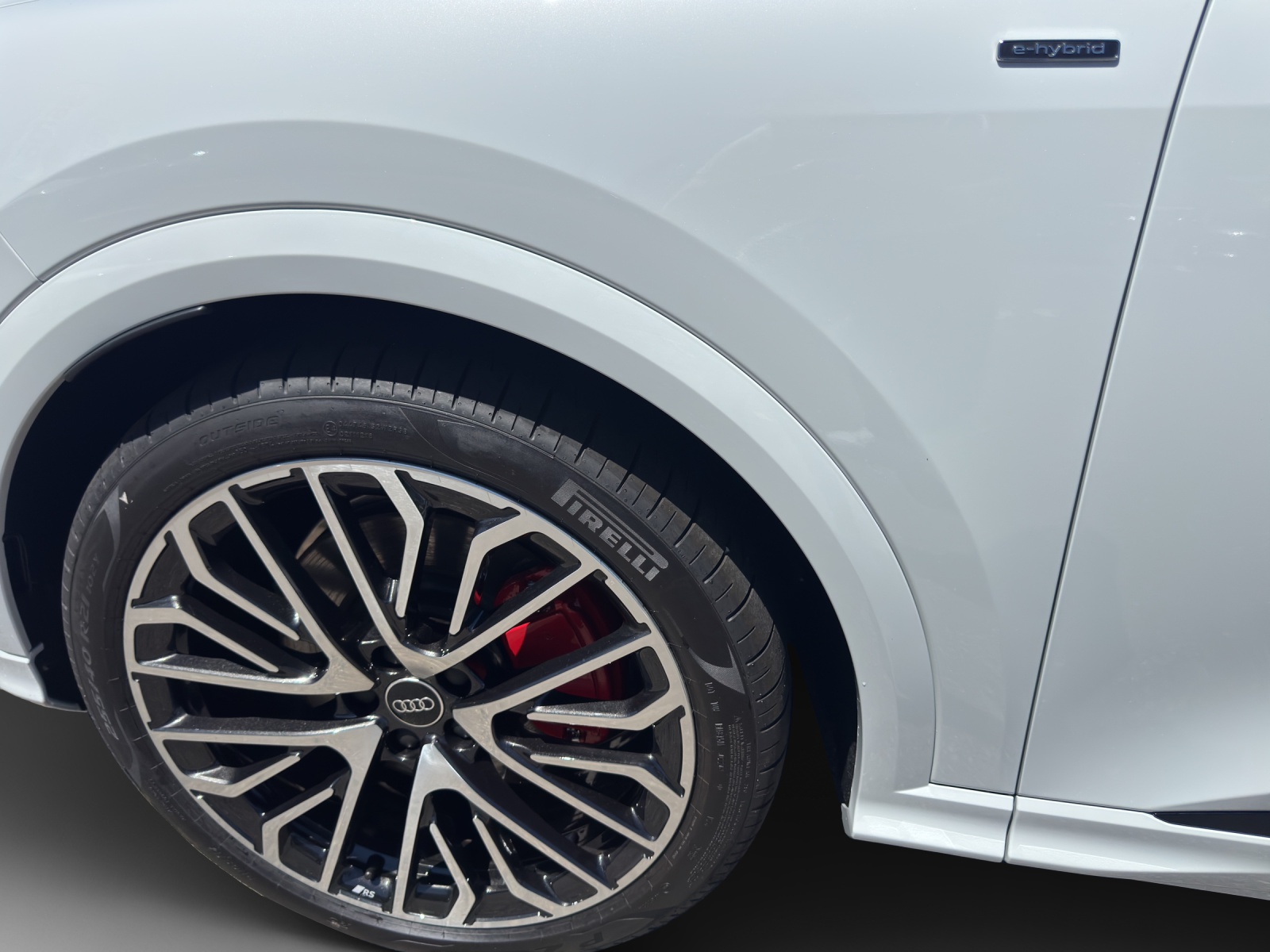AUDI Q5 e-hybrid quattro 270 kW S-tronic-image-14