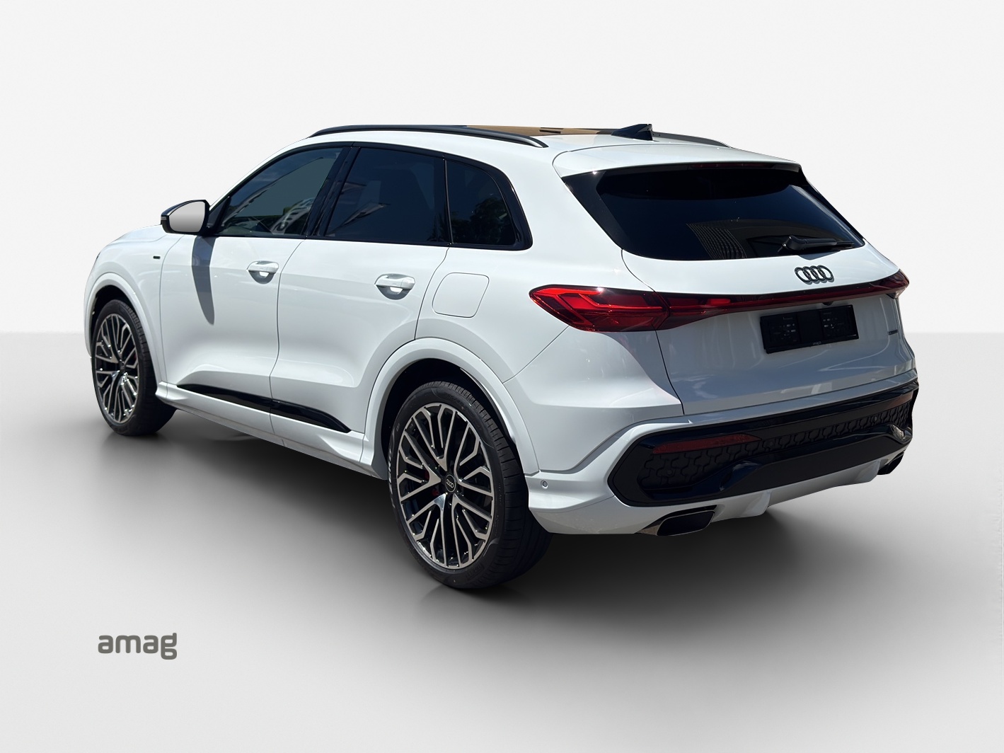 AUDI Q5 e-hybrid quattro 270 kW S-tronic-image-2