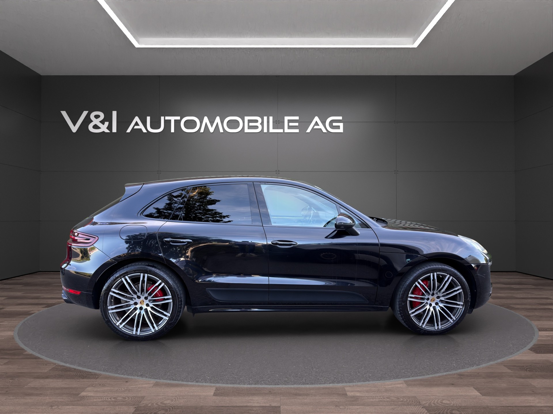 PORSCHE Macan GTS PDK-image-6