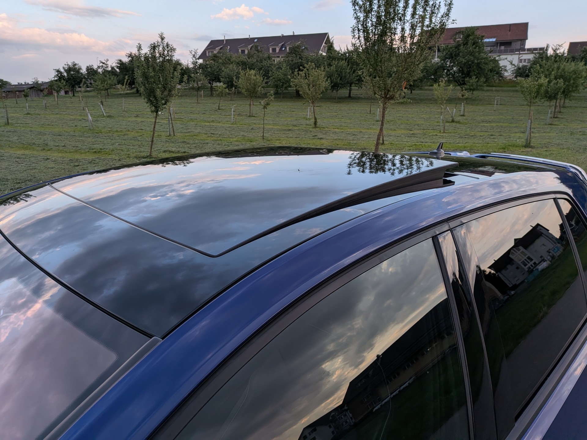 VW Golf 2.0 TSI R 4Motion DSG-image-12