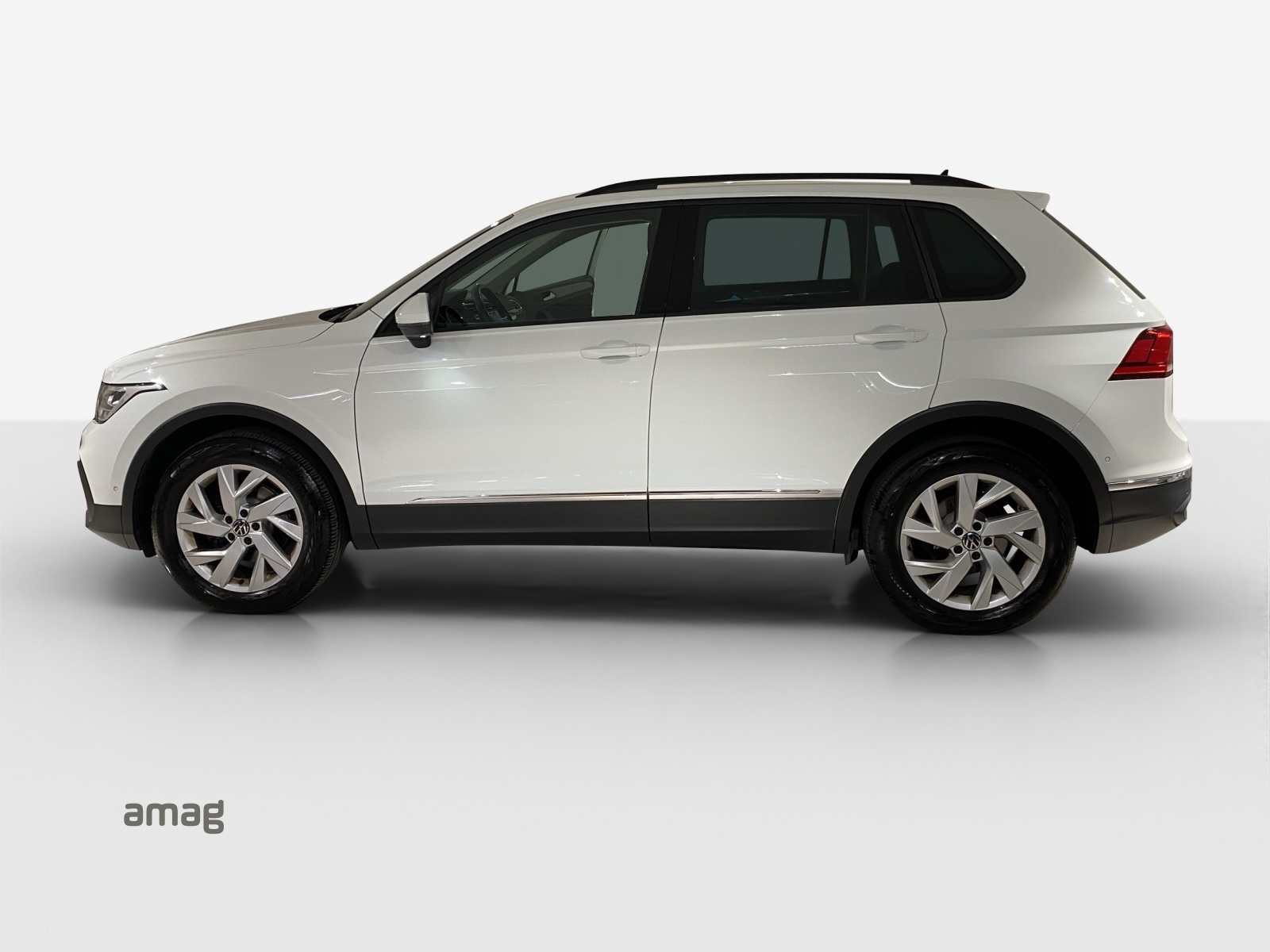 VW Tiguan 2.0 TDI SCR Life 4Motion DSG-showroom-element-1