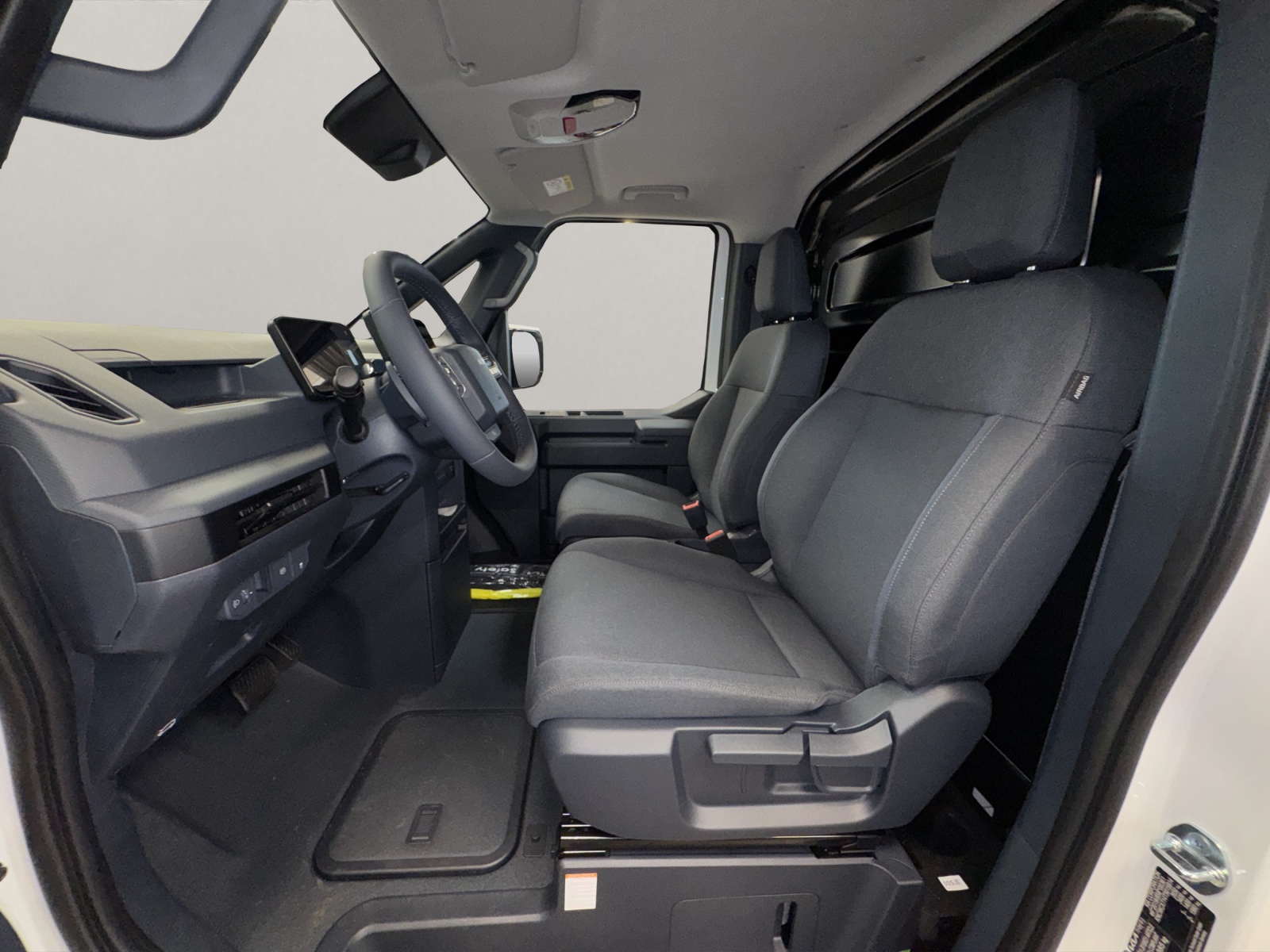 KIA PV5 Cargo 71.2 kWh Plus-image-12
