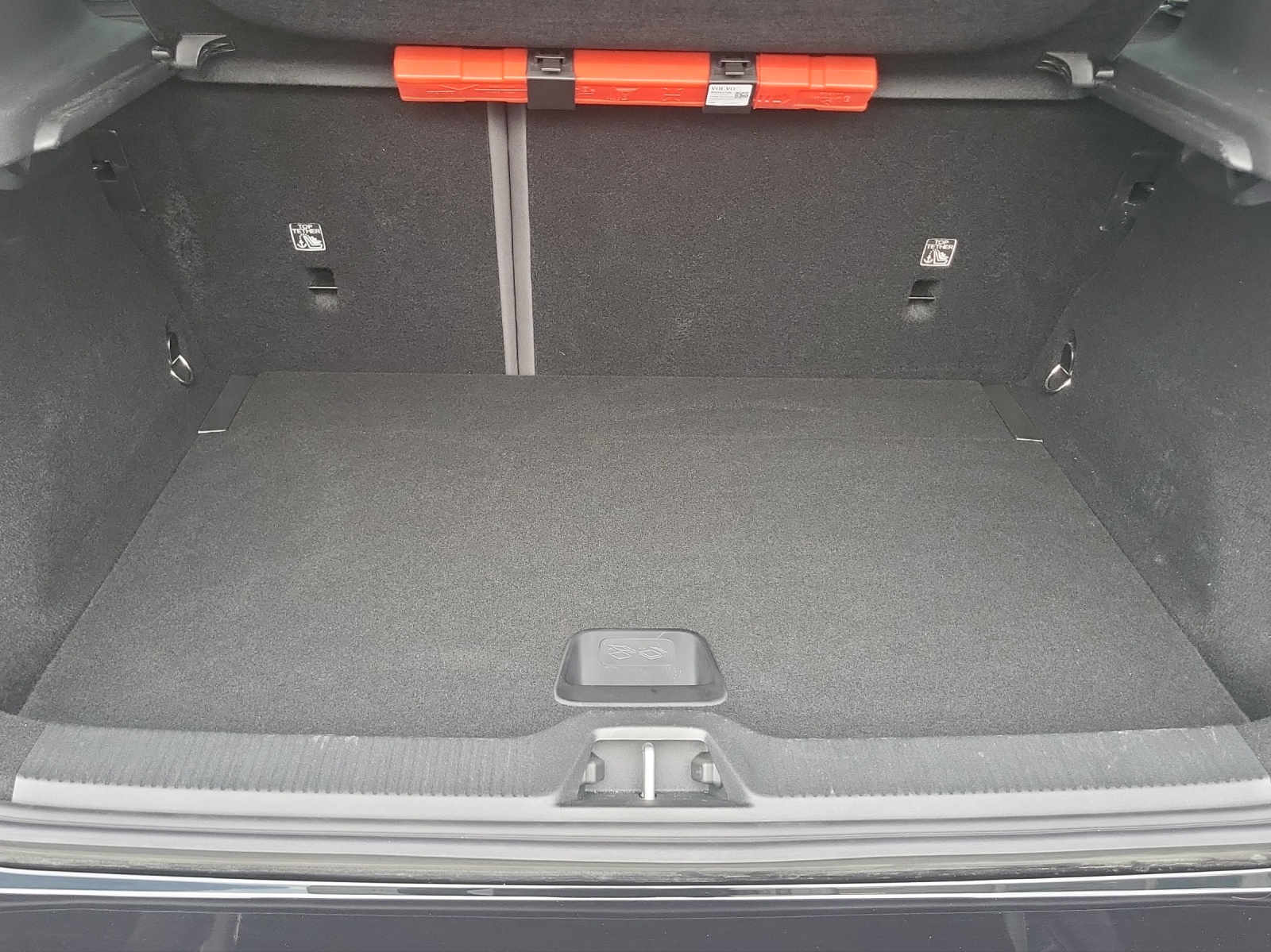 VOLVO EX 30 E60 Twin Ultra Performance AWD-image-14