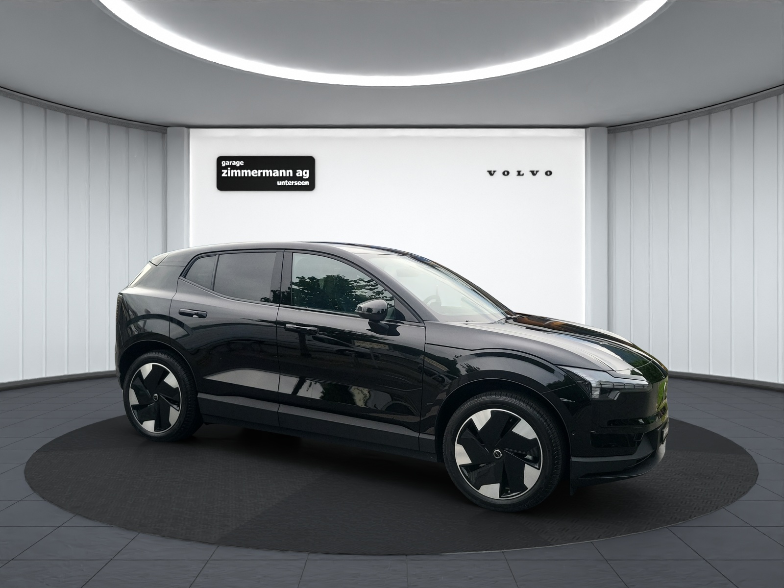 VOLVO EX 30 E60 Twin Ultra Performance AWD-showroom-element-3