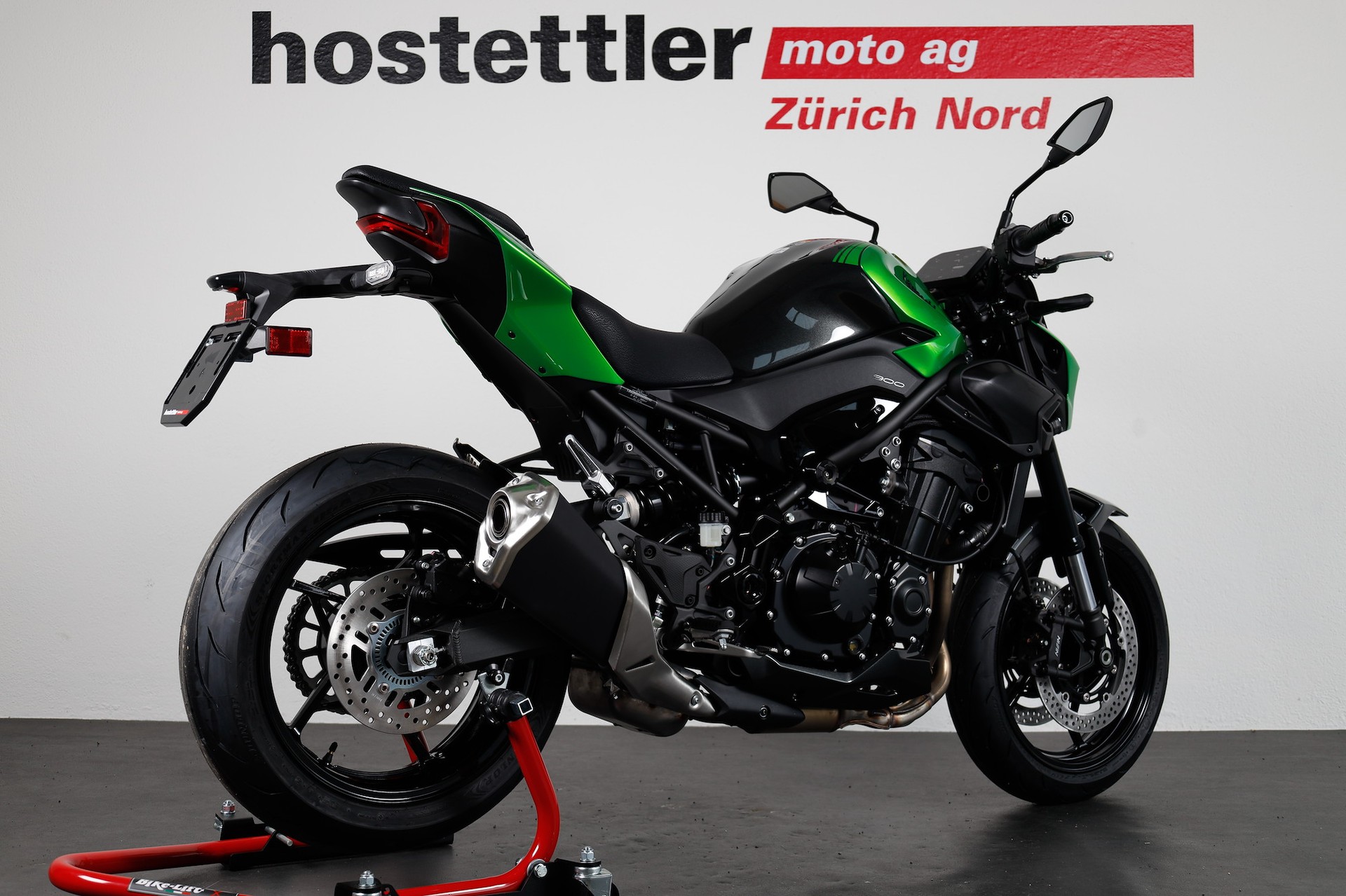 KAWASAKI Z900 70 kW-showroom-element-2