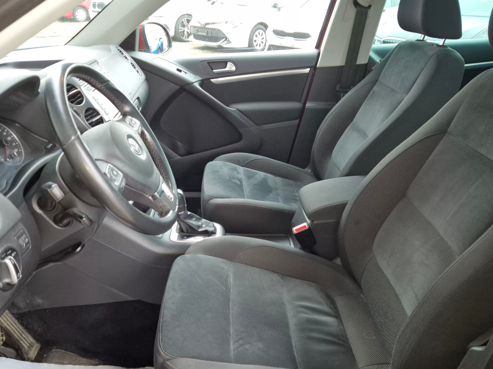 VW Tiguan 2.0 TSI Sport&Style 4Motion DSG-image-12