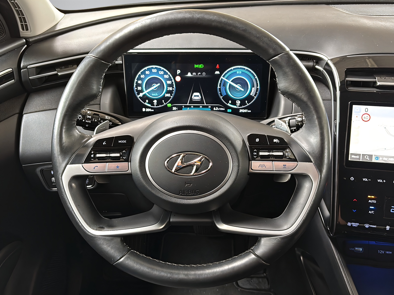 HYUNDAI Tucson 1.6 T-GDi HEV Amplia 4WD-image-3