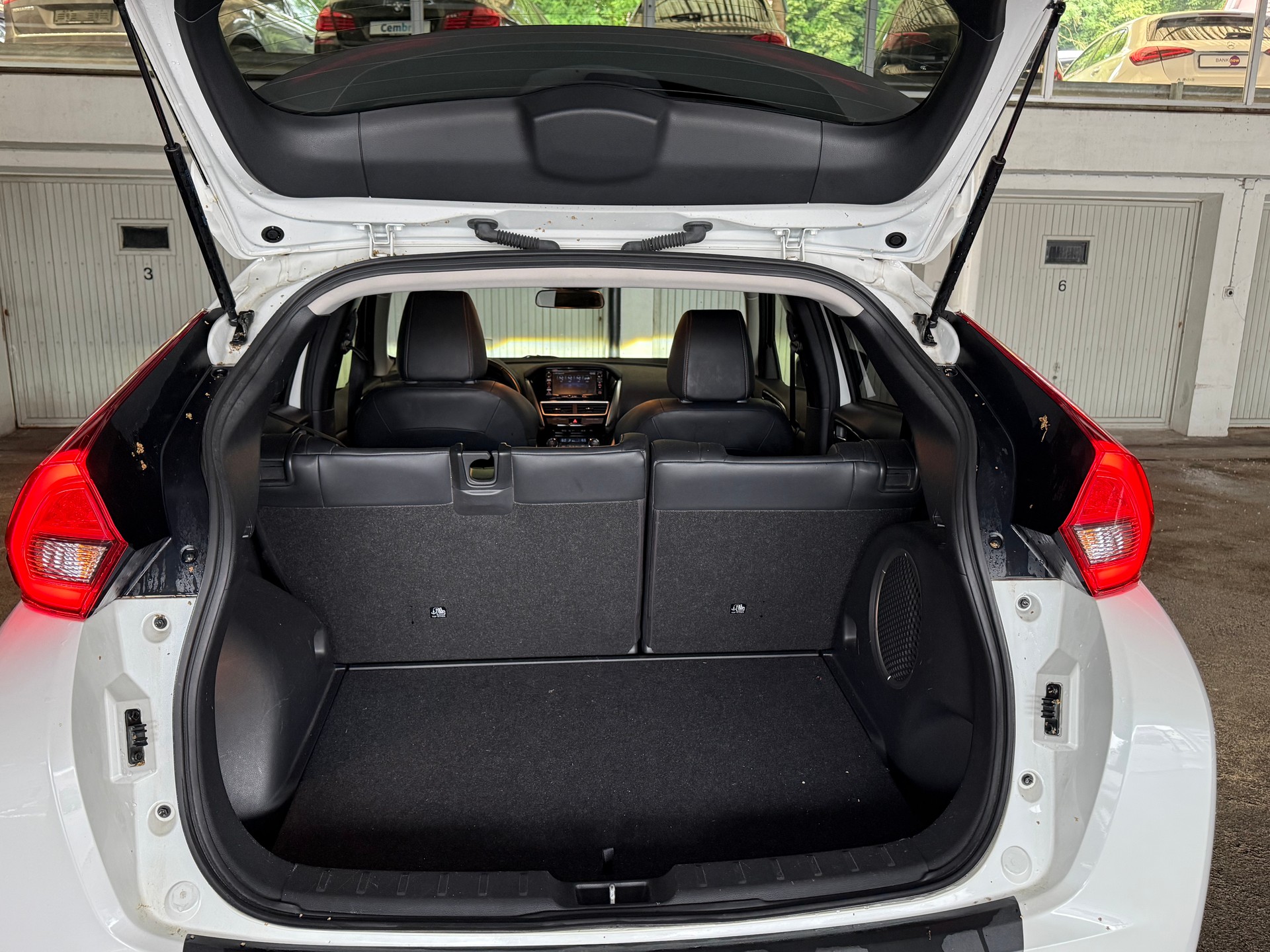 MITSUBISHI Eclipse Cross 1.5 T-Mivec Diamond 4WD CVT-image-14