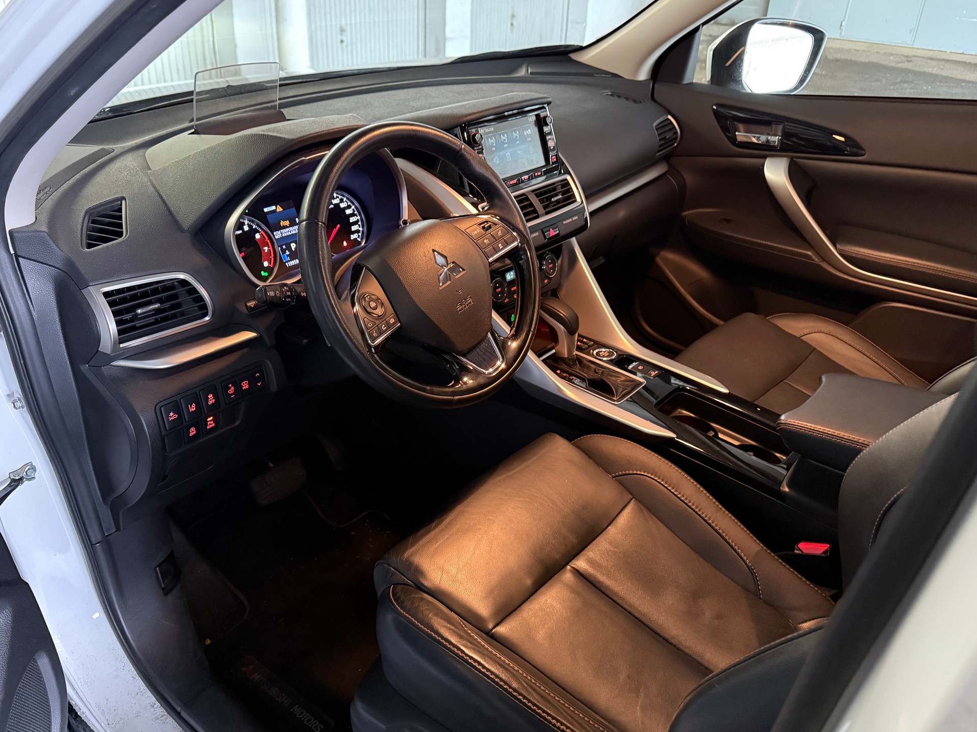 MITSUBISHI Eclipse Cross 1.5 T-Mivec Diamond 4WD CVT-image-11