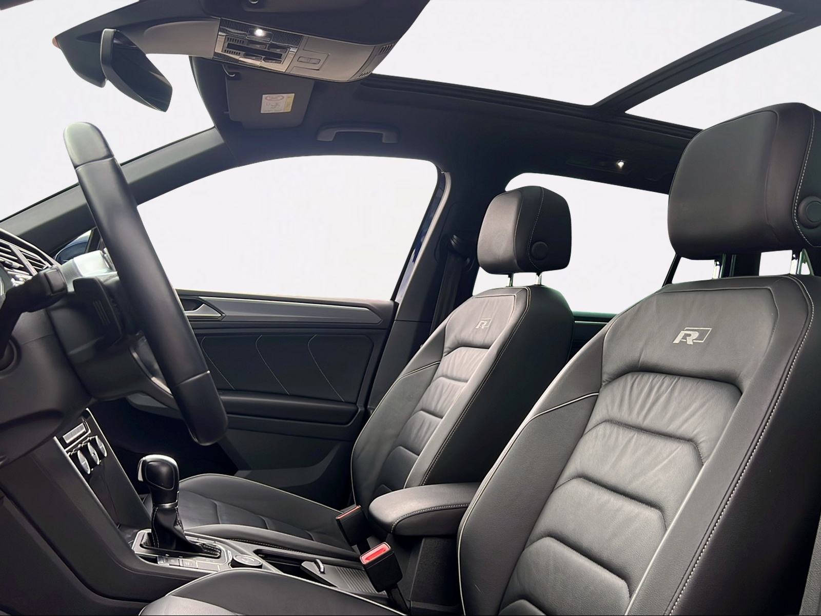 VW Tiguan 2.0TSI Highline 4Motion DSG-image-3