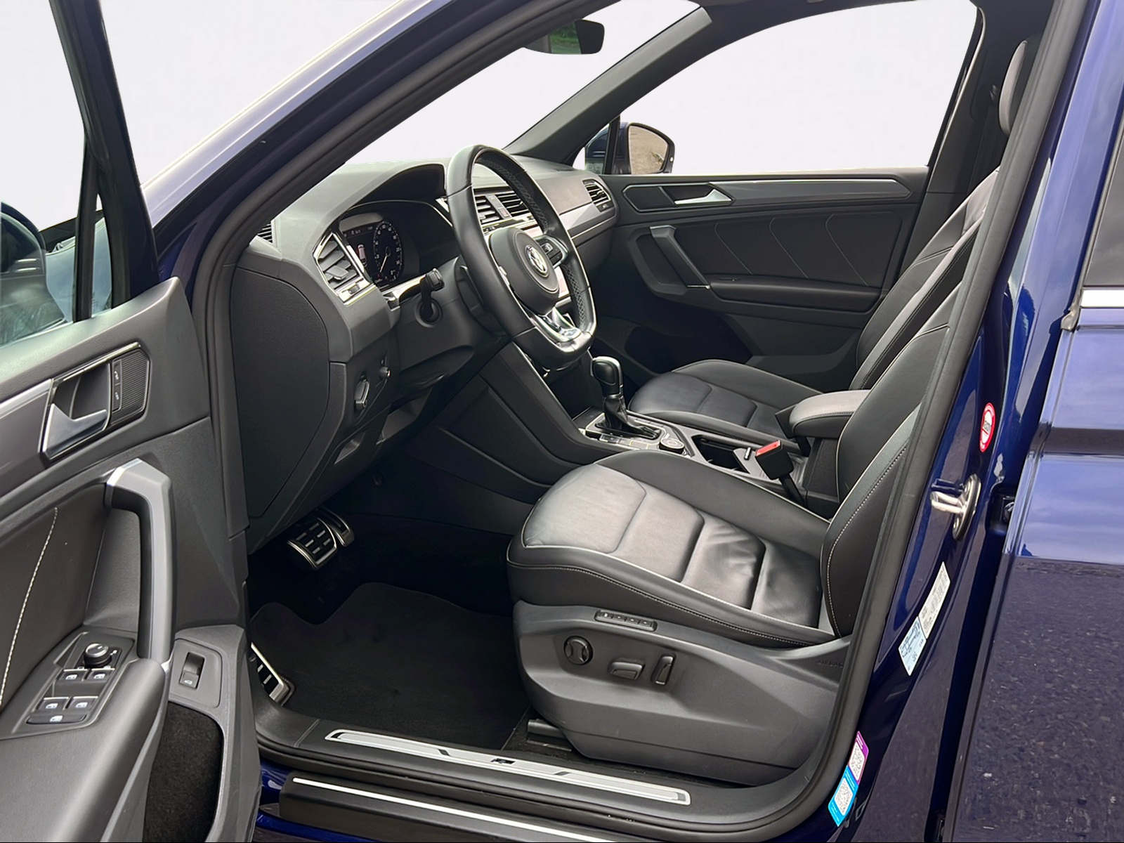 VW Tiguan 2.0TSI Highline 4Motion DSG-image-10