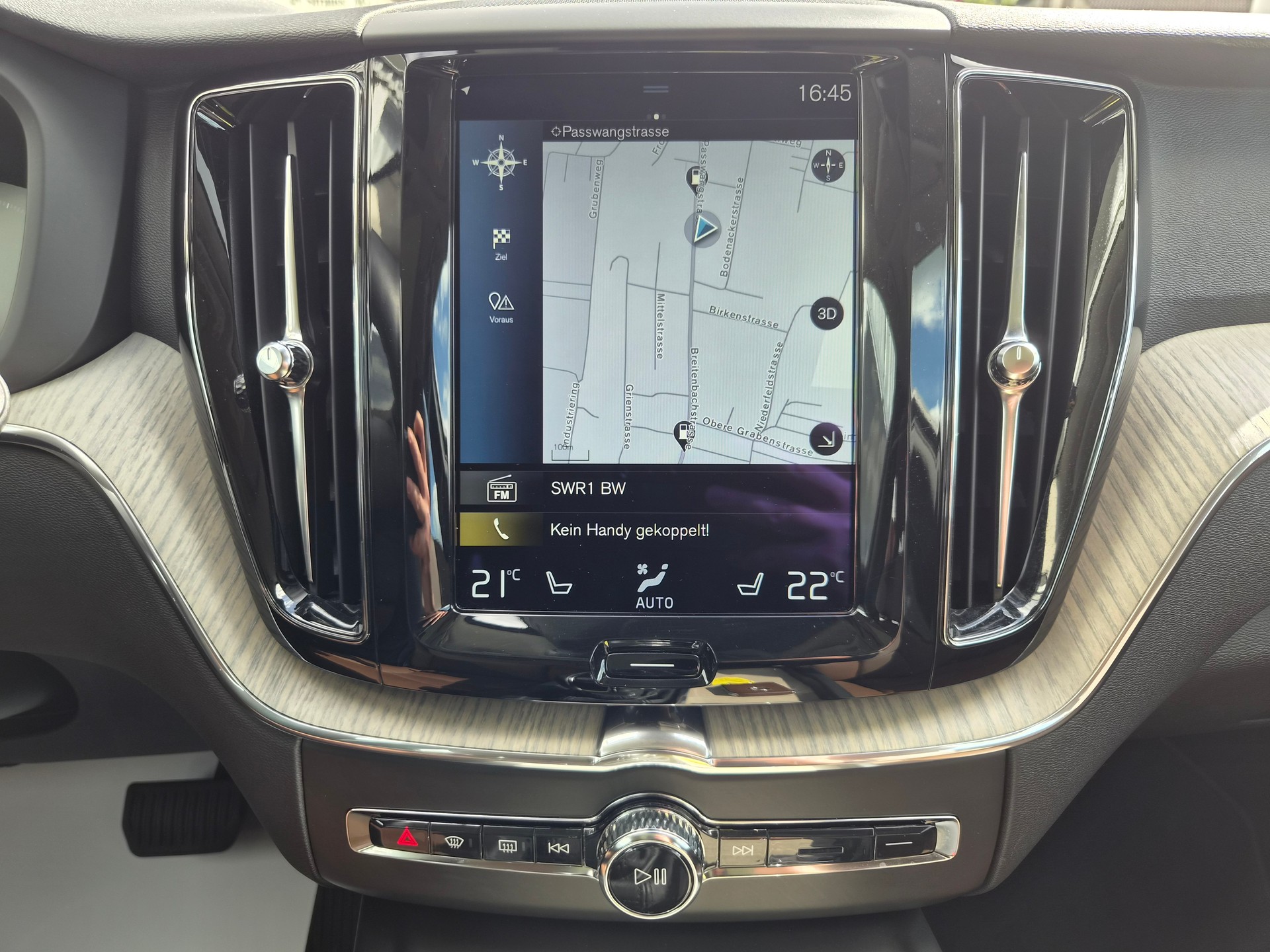 VOLVO XC60 D5 AWD Inscription Geartronic-image-17