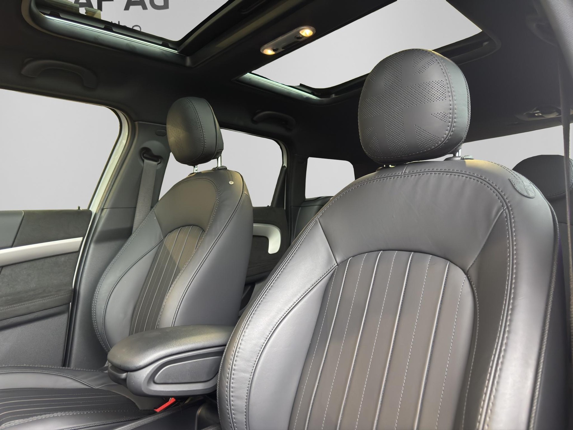 MINI Countryman JCW ALL4-image-11