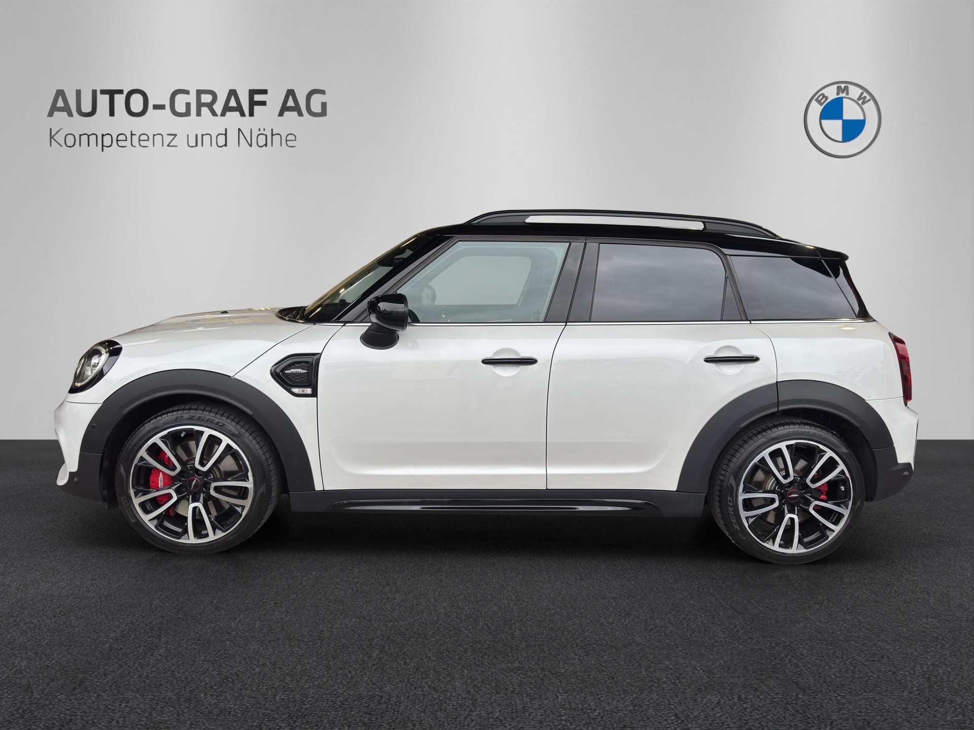 MINI Countryman JCW ALL4-image-1