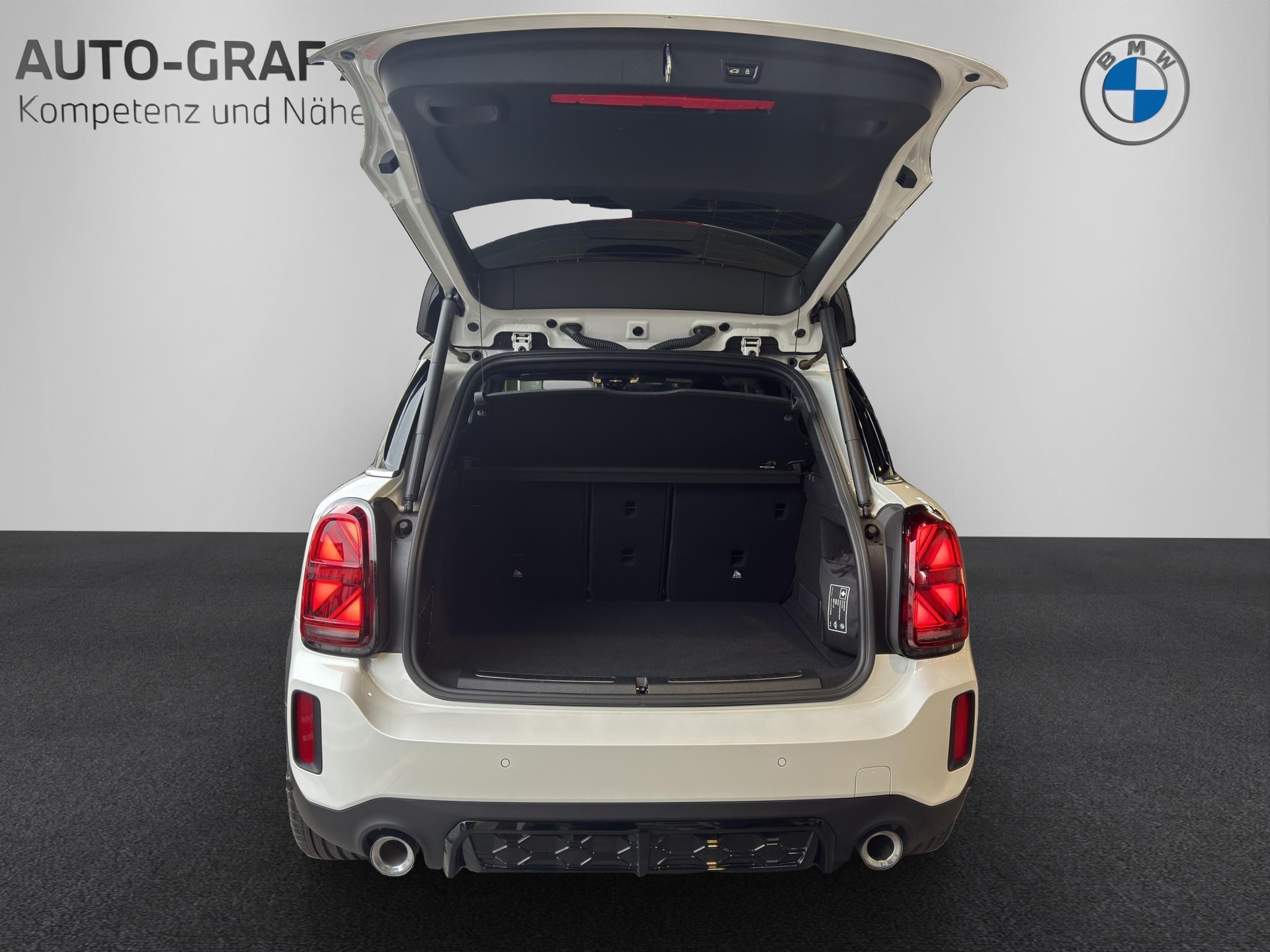 MINI Countryman JCW ALL4-image-21