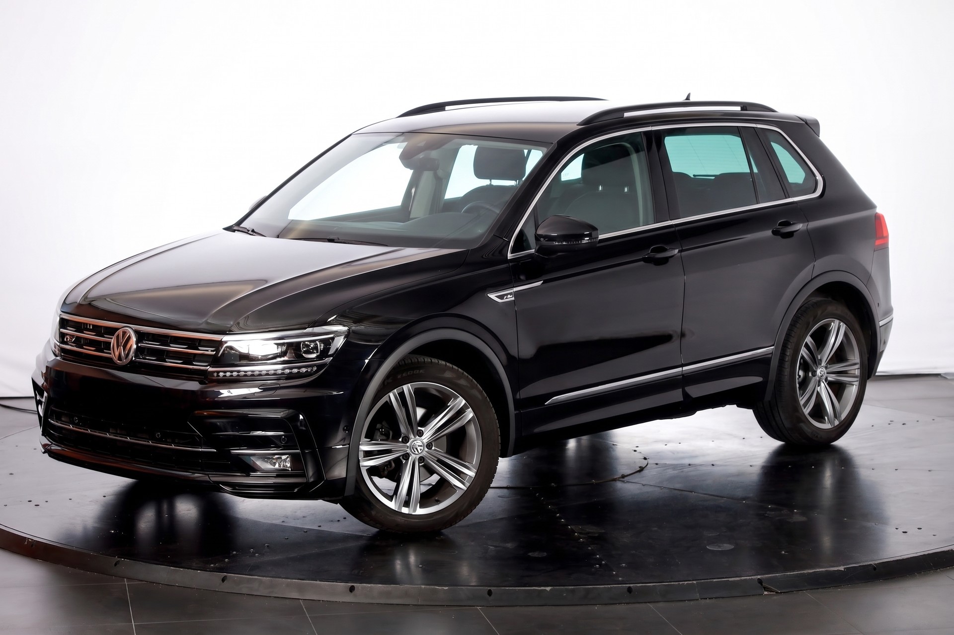 VW Tiguan 1.4TSI Comfortline 4Motion DSG-image-4