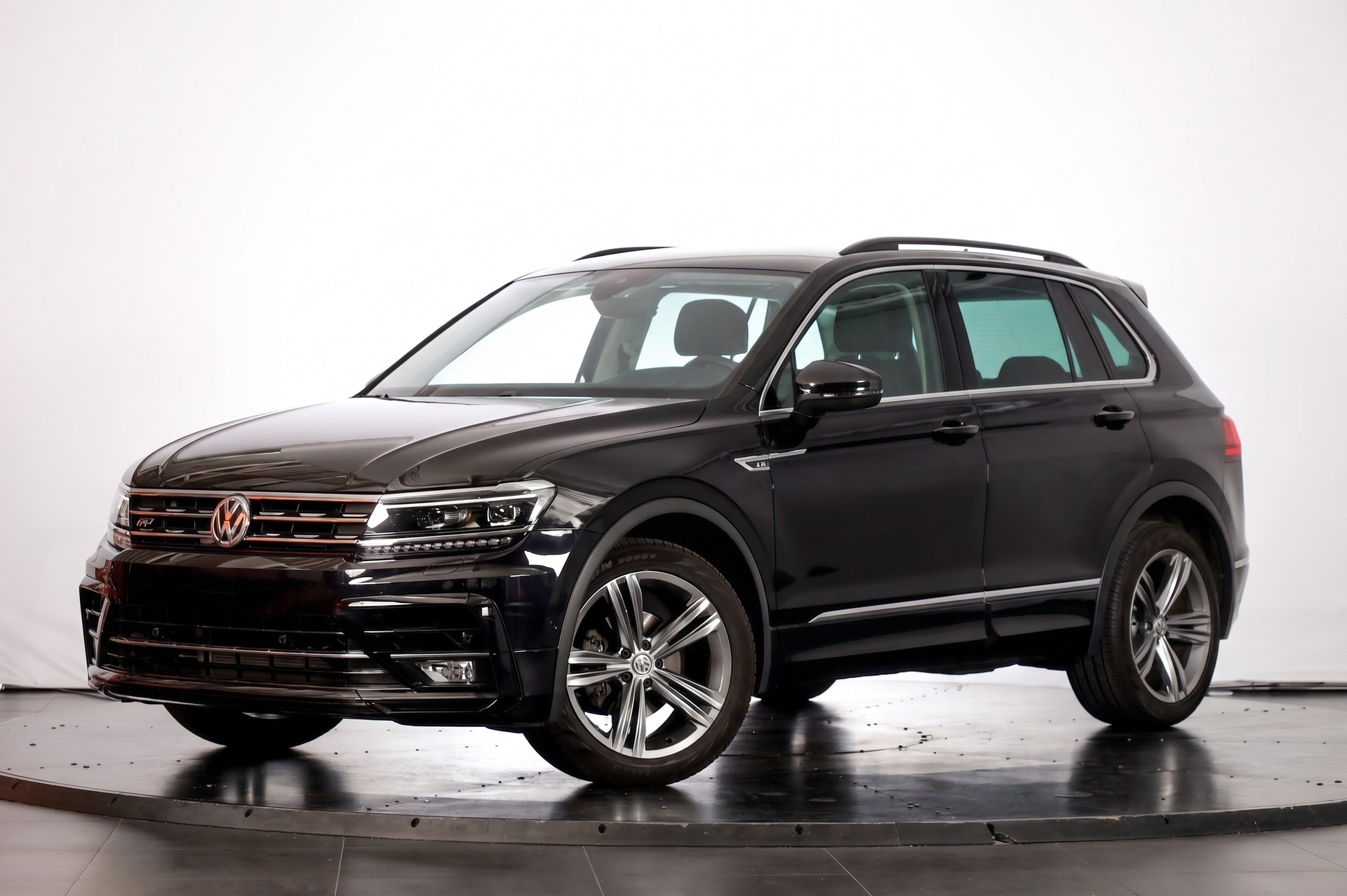 VW Tiguan 1.4TSI Comfortline 4Motion DSG-image-3