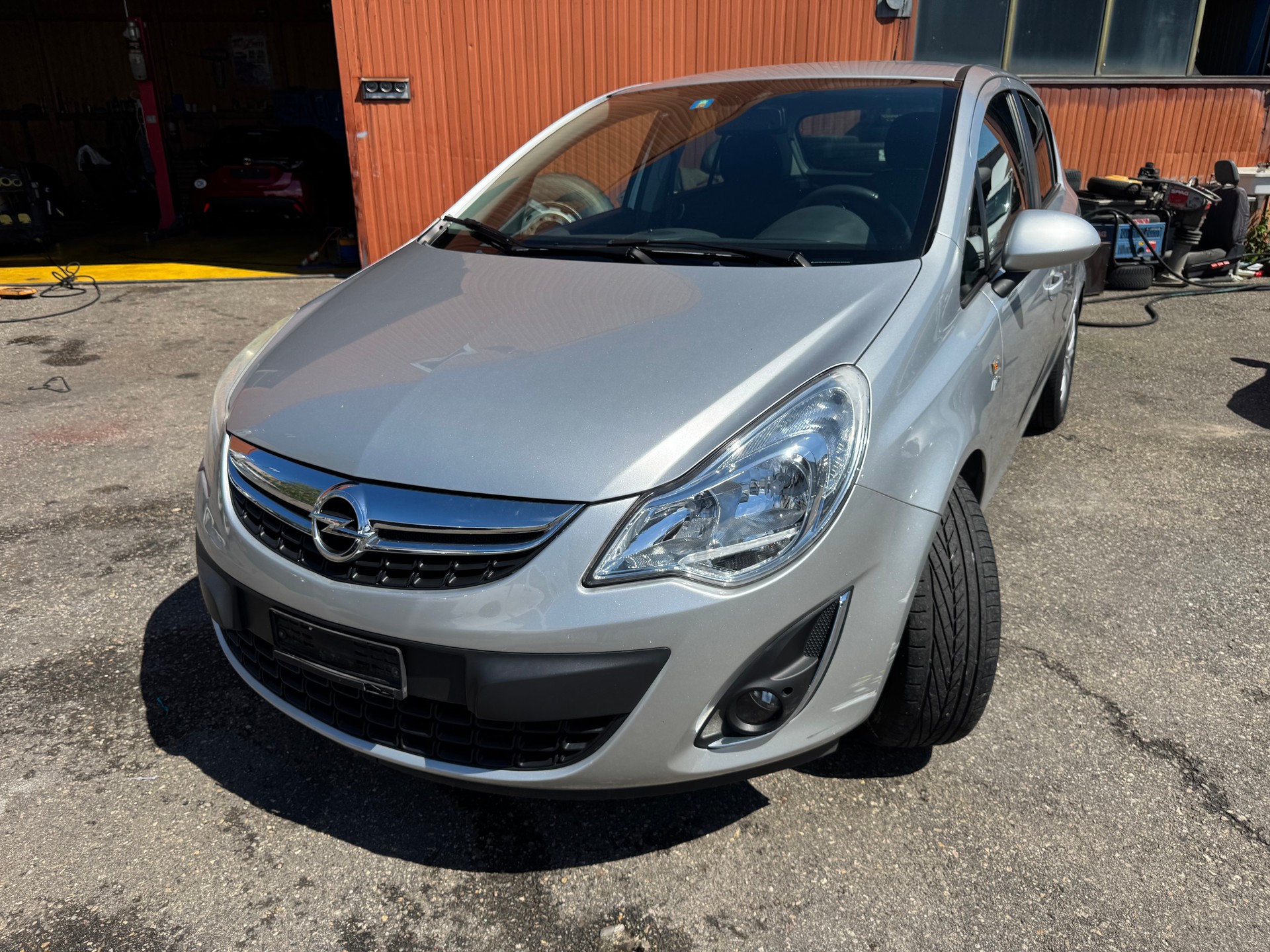 OPEL Corsa 1.4 TP Color Edition Automatic-image-0