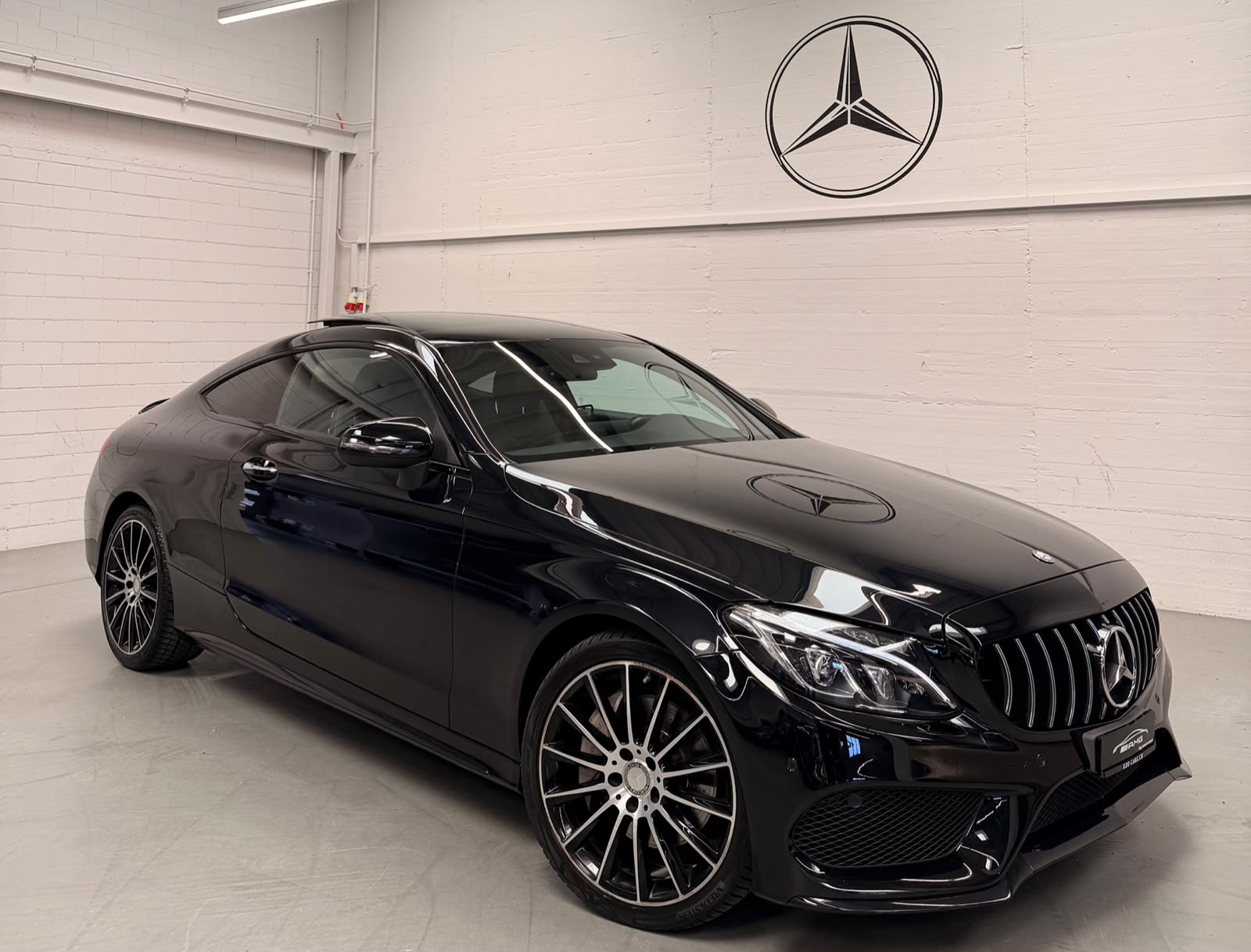 MERCEDES-BENZ C 300 Coupé AMG Line 9G-tronic-image-3